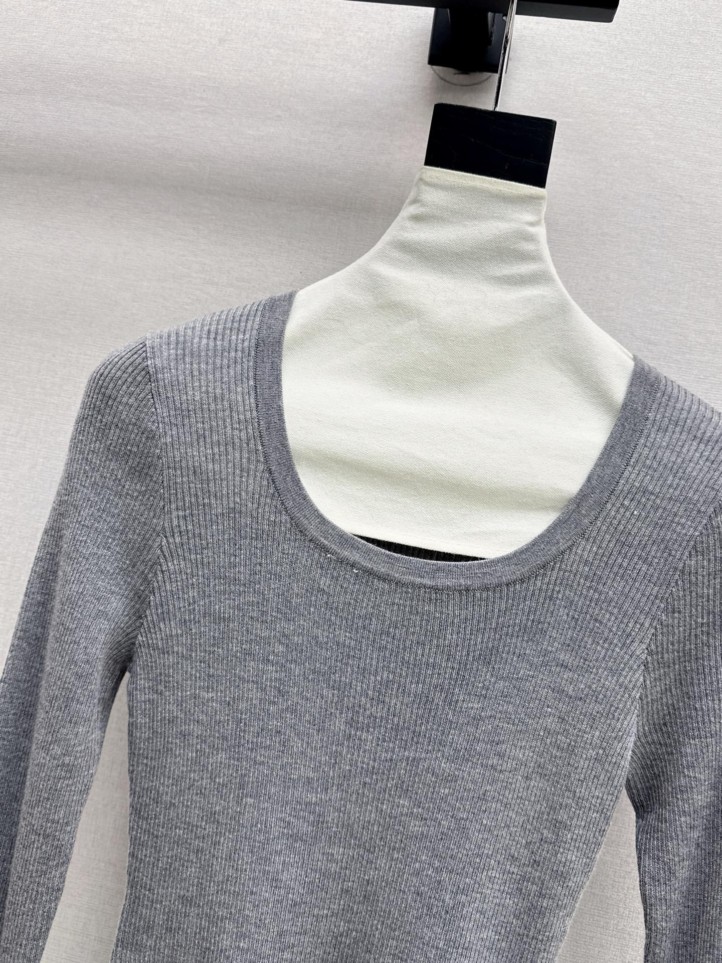 Es 25fw lace base layer