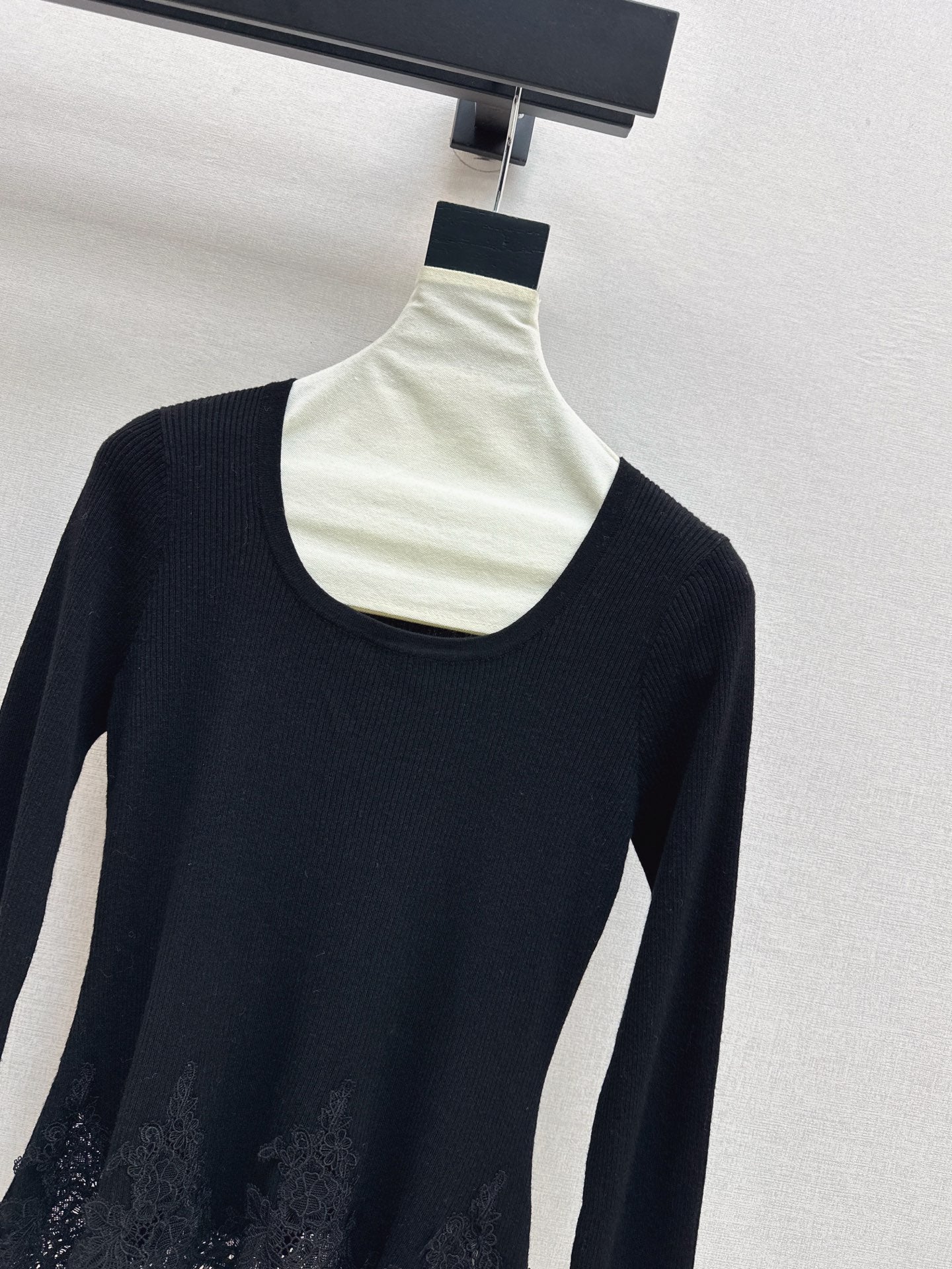 Es 25fw lace base layer