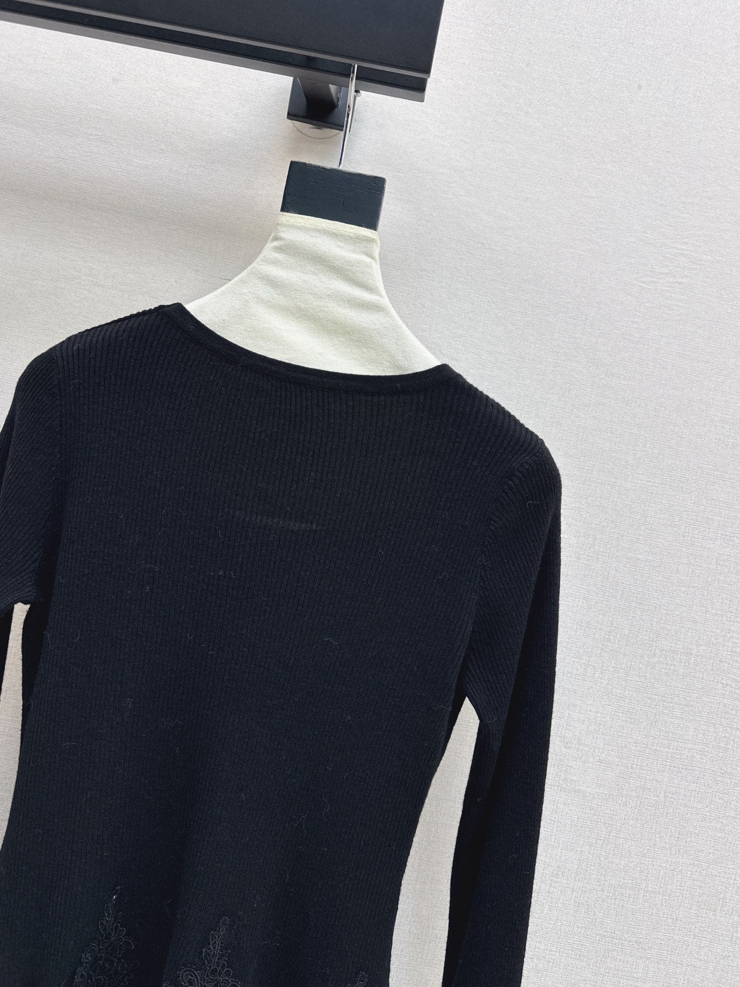 Es 25fw lace base layer