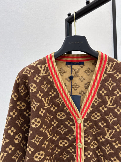 Loui 25fw v-neck cardigan