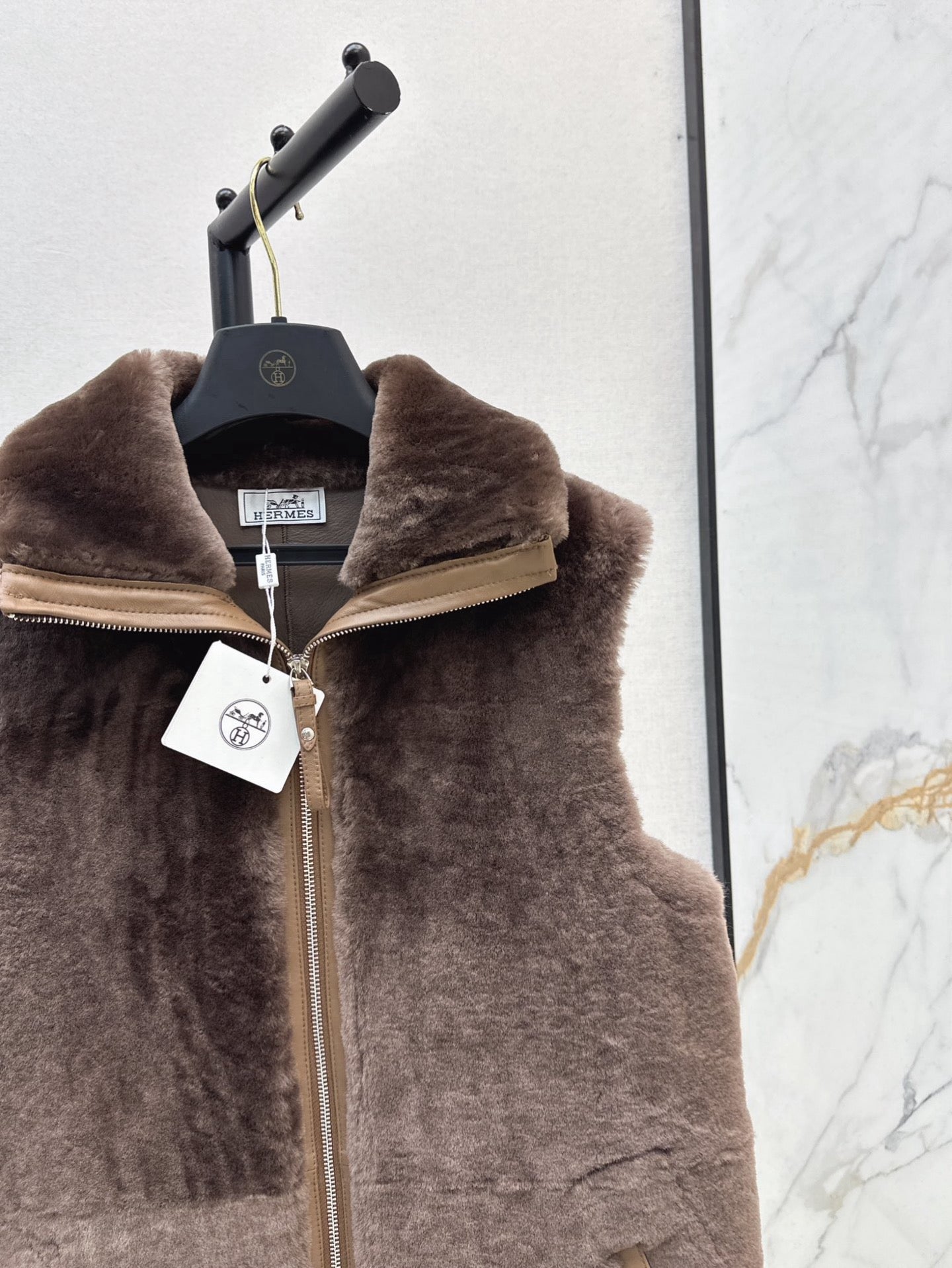 Herm 25fw fur vest