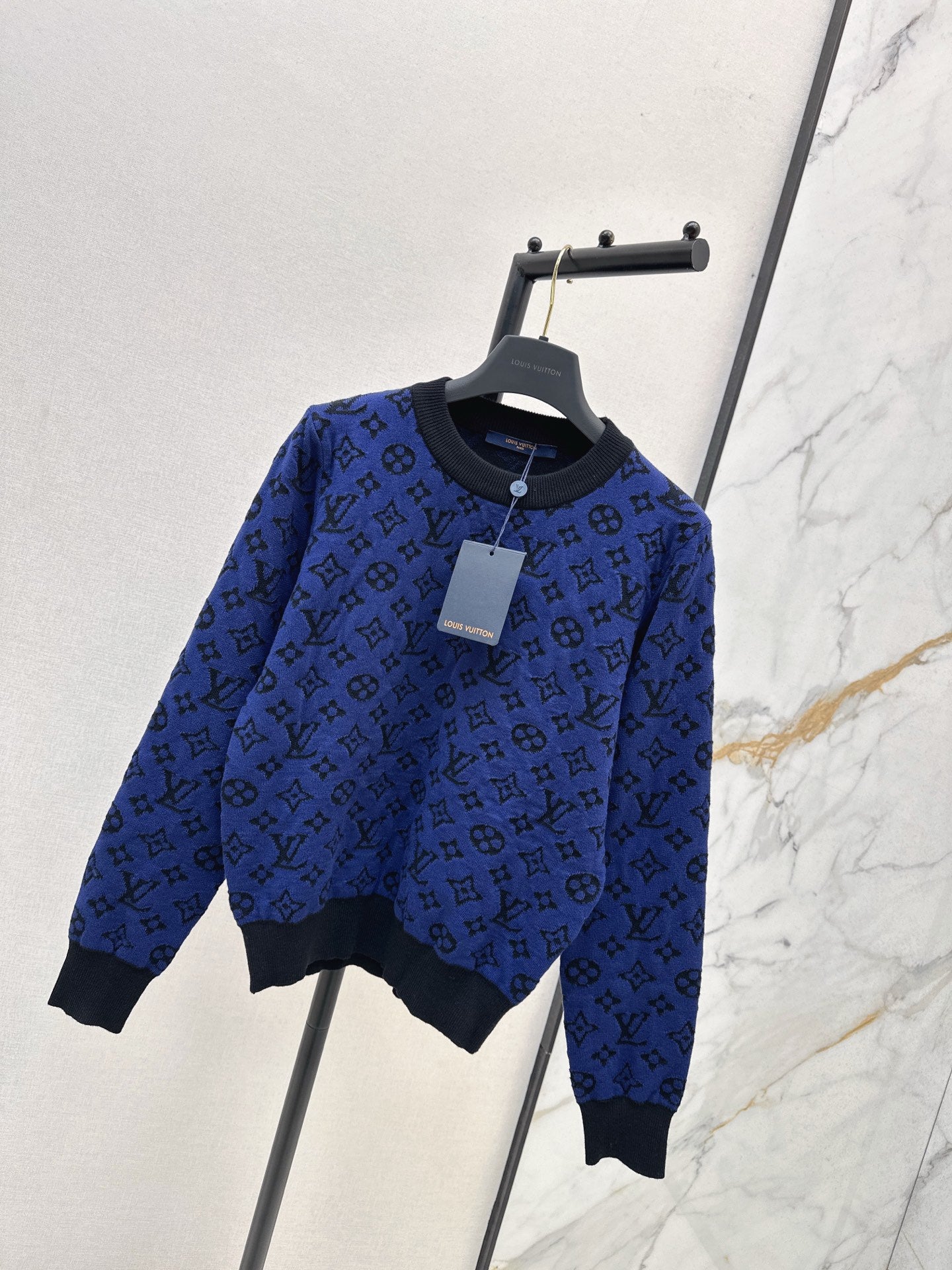 Loui 25fw wool sweater