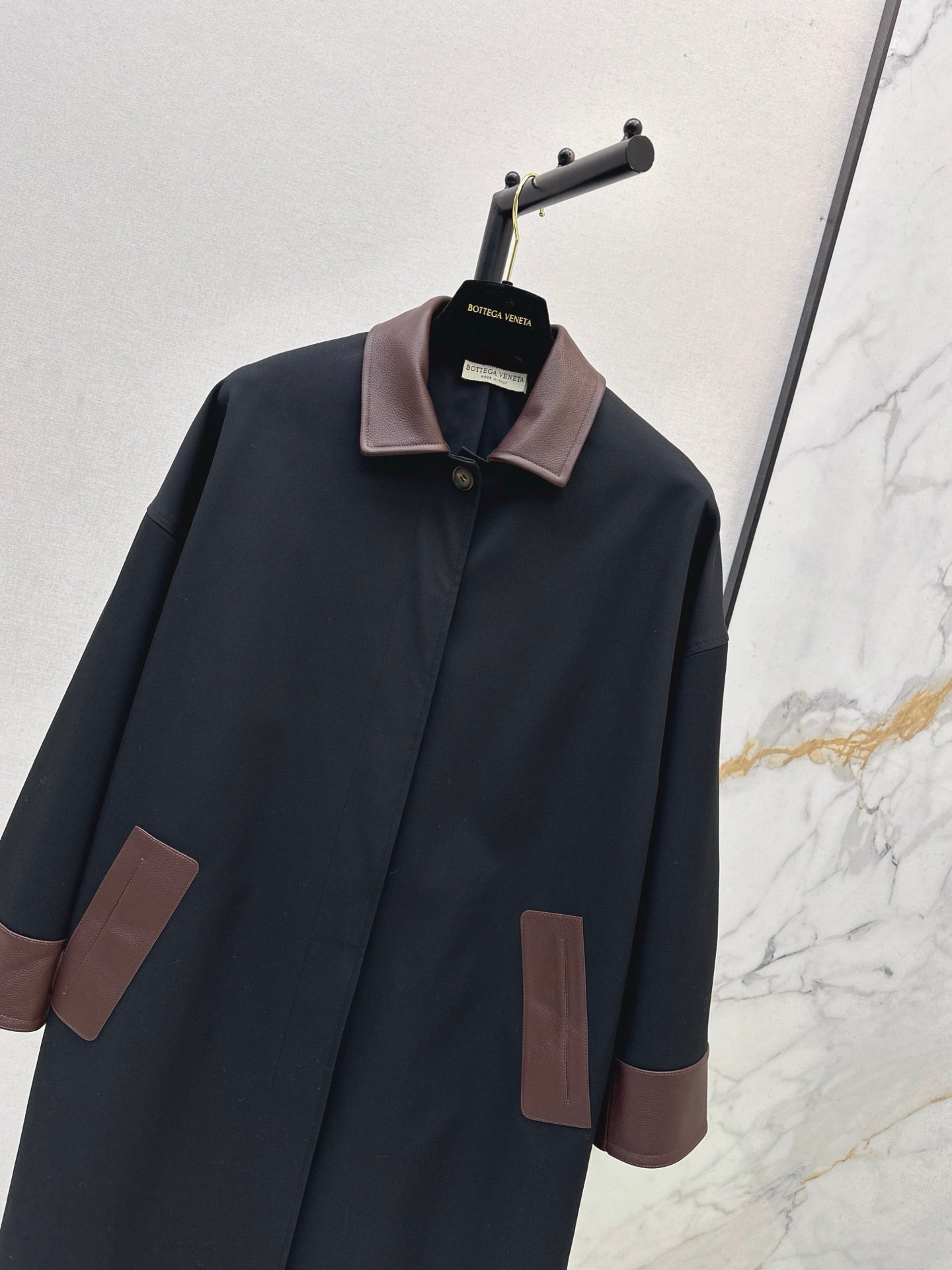 Her 25fw trench coats