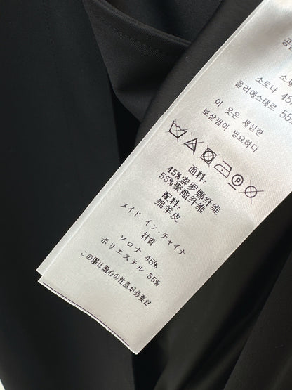 Her 25fw trench coats