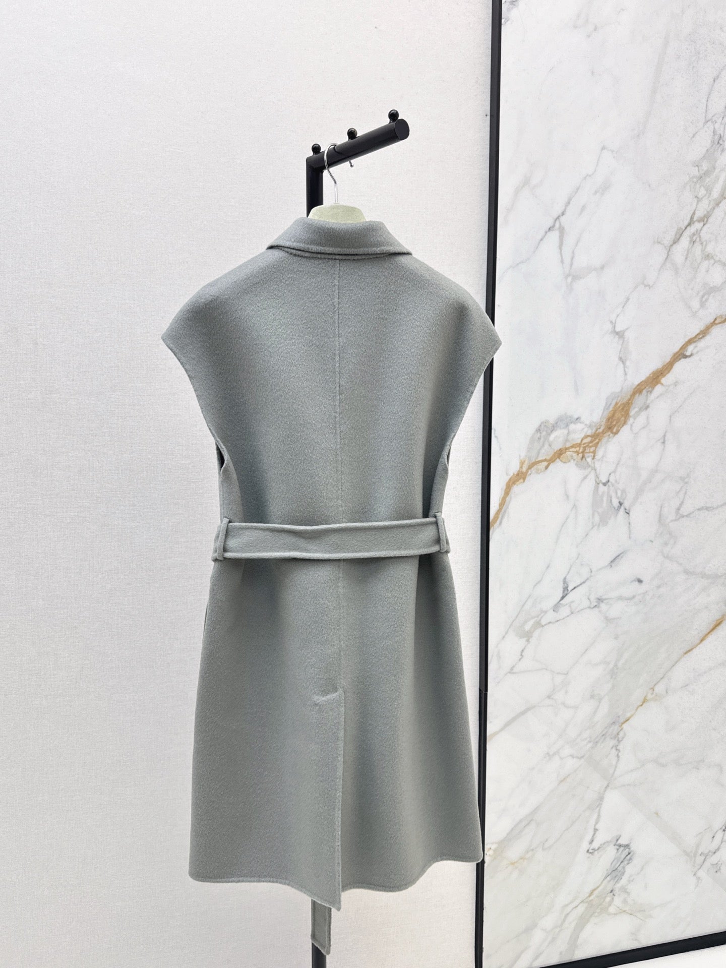 Her 25fw woolen vest