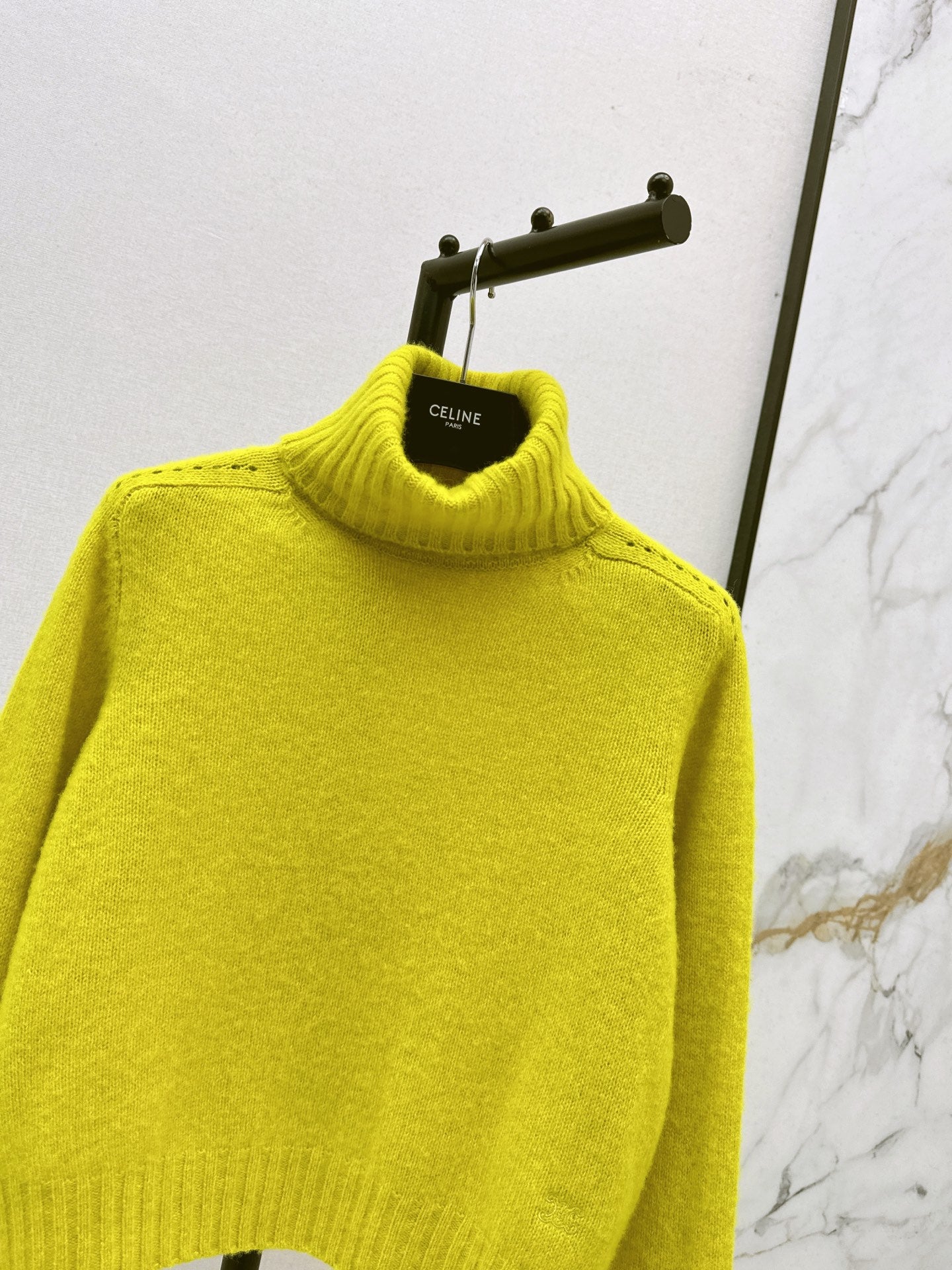 Celi 25fw turtleneck sweater