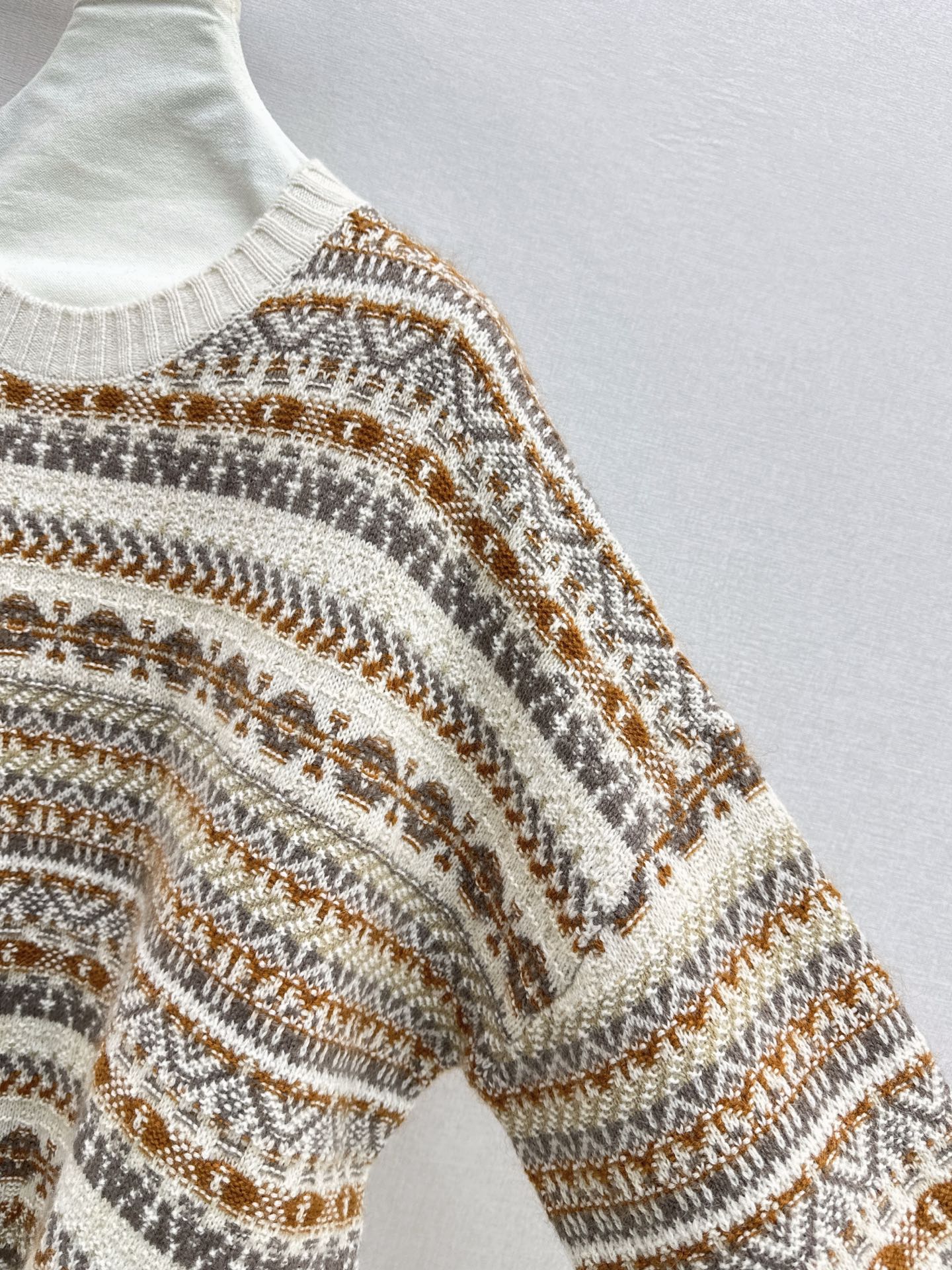 Loro 25fw knitted sweater