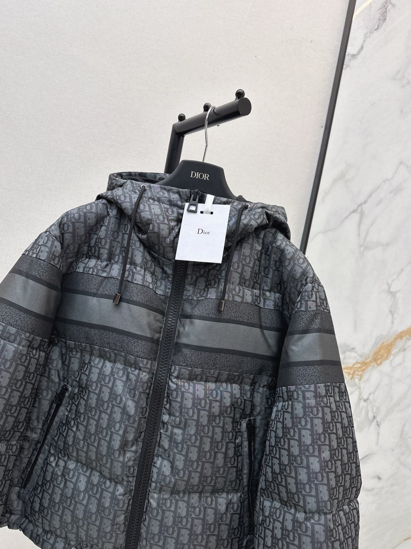 CD 25fw down jacket