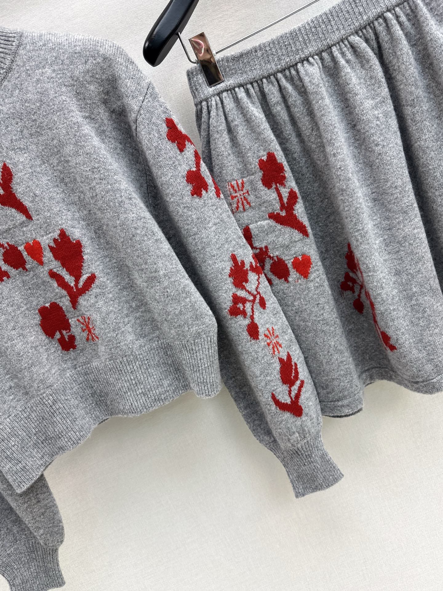 Chan 25fw sweater skirt set