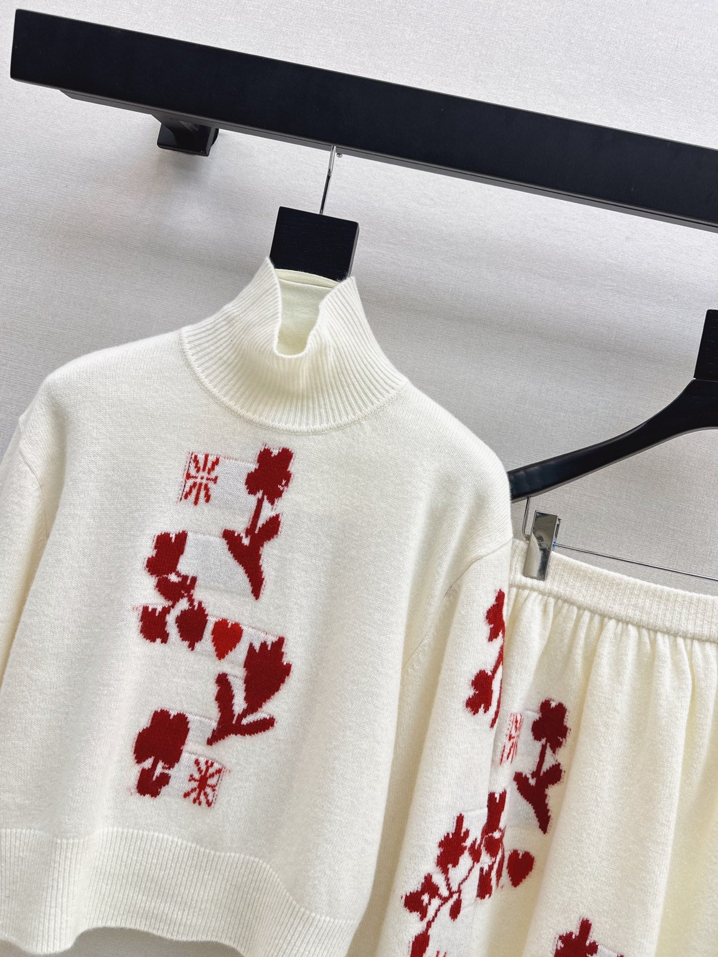 Chan 25fw sweater skirt set