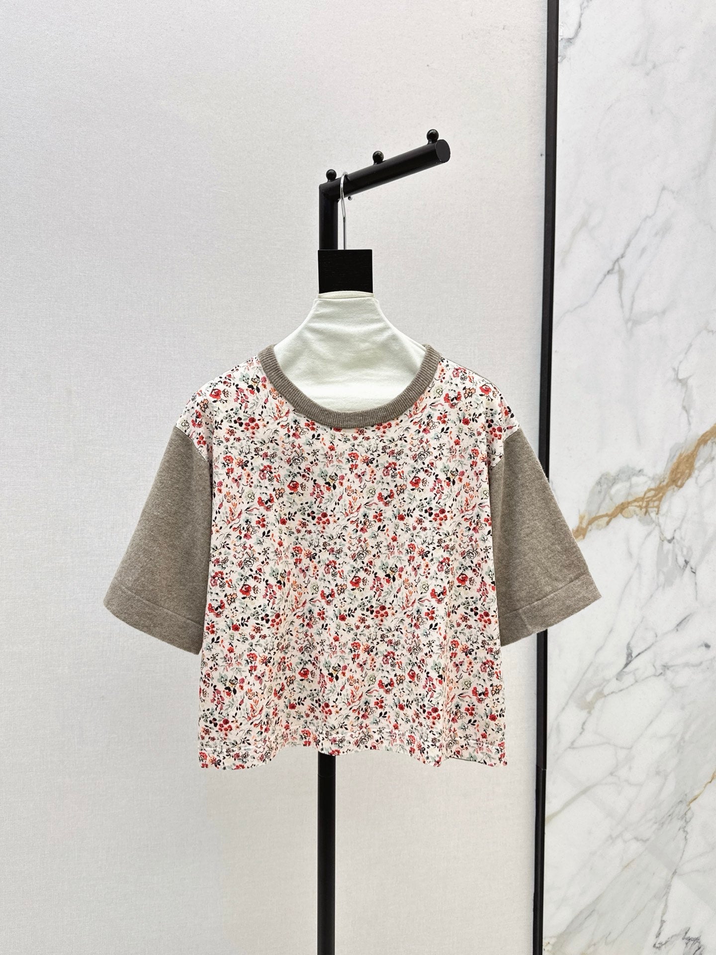 Loro 25fw print sweater