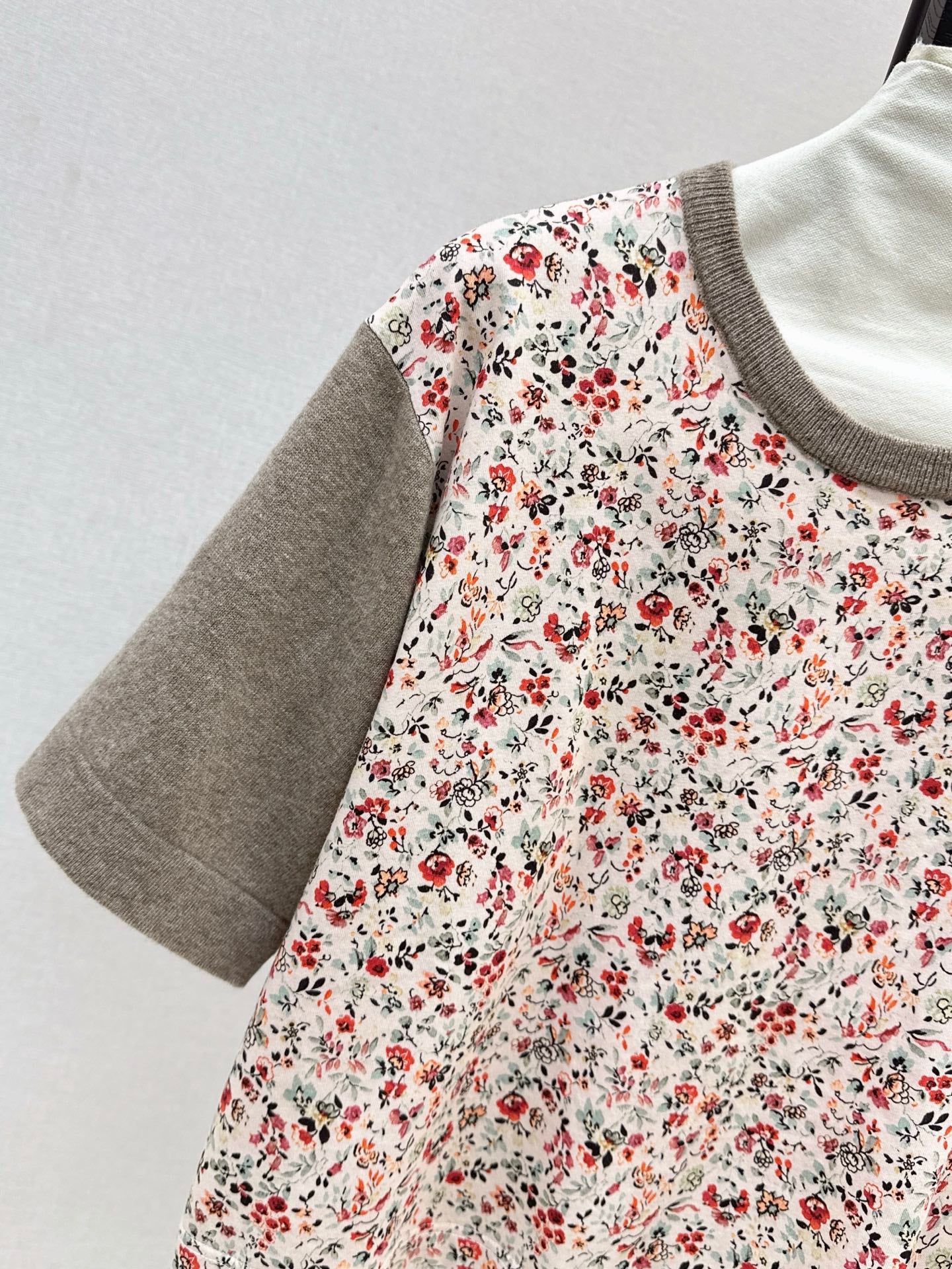 Loro 25fw print sweater