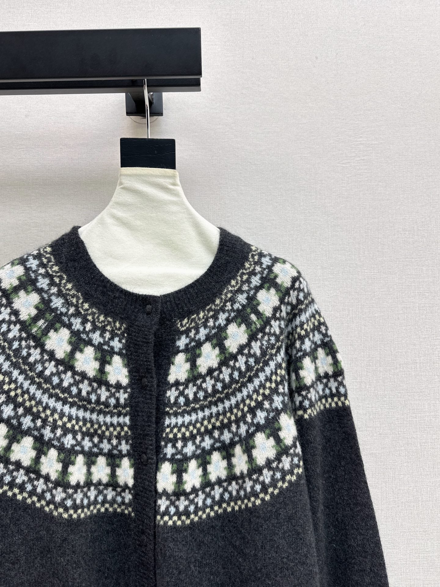 Loro 25fw knit cardigan