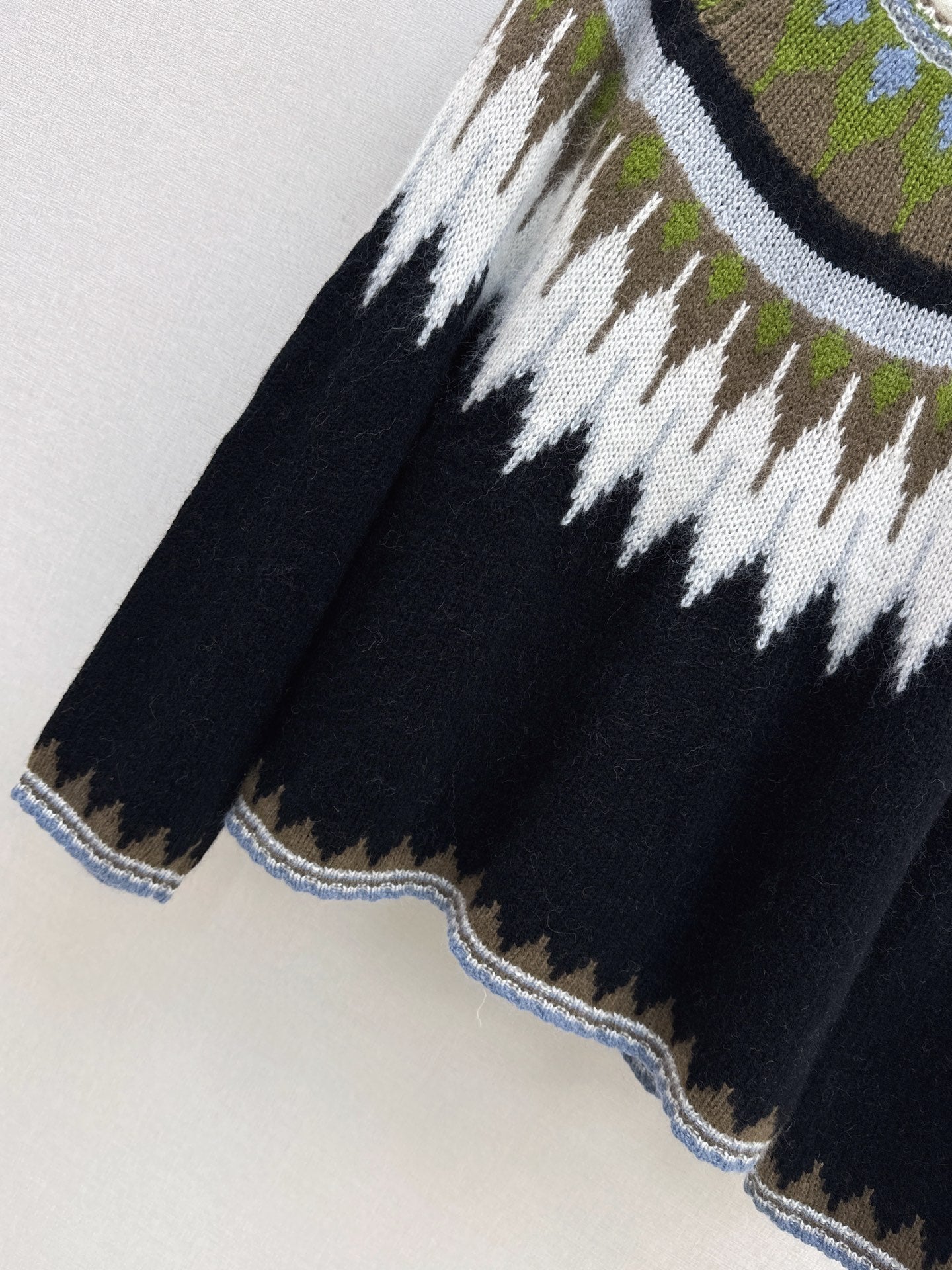 Loro 25fw wool sweater