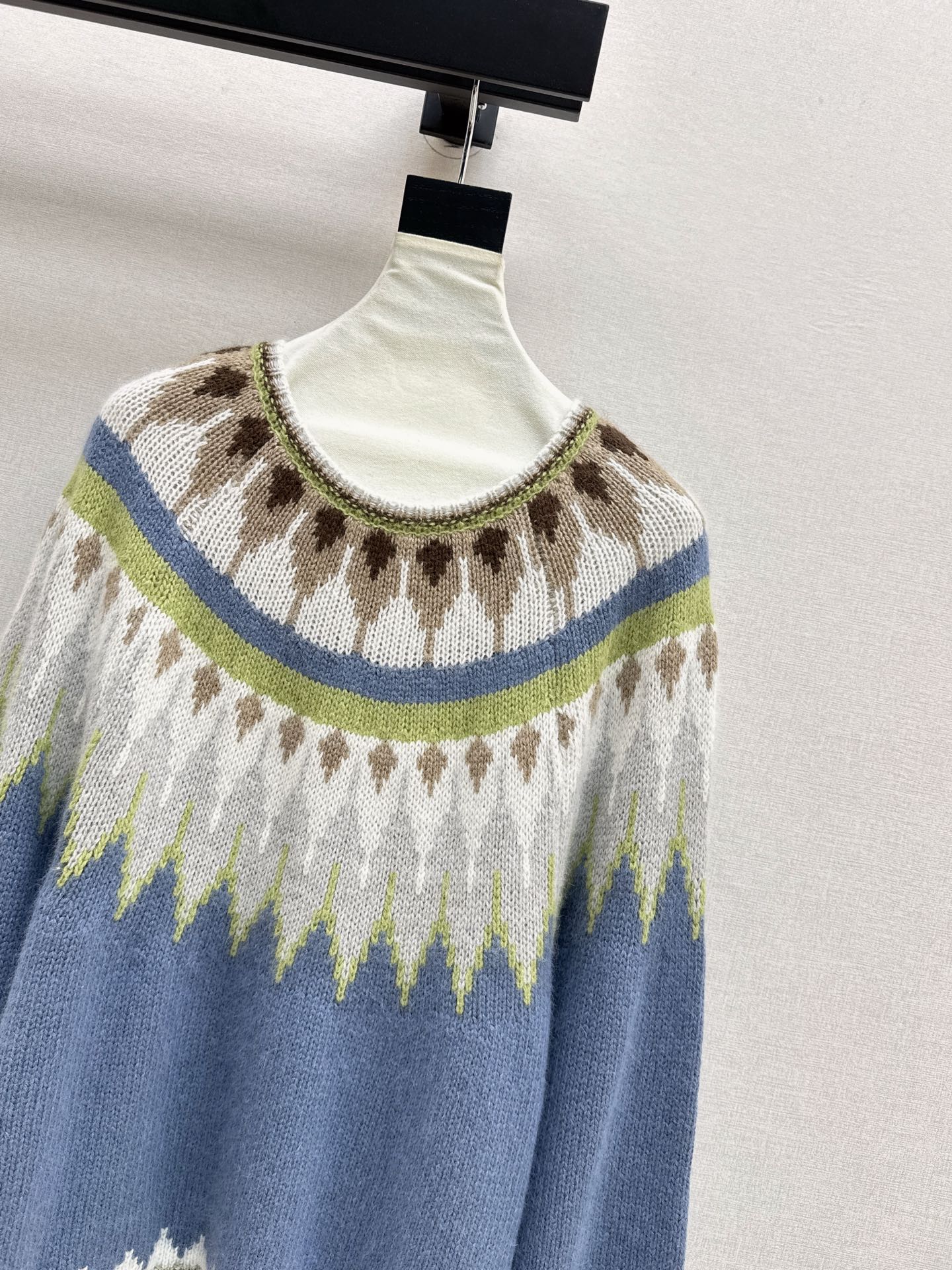 Loro 25fw wool sweater