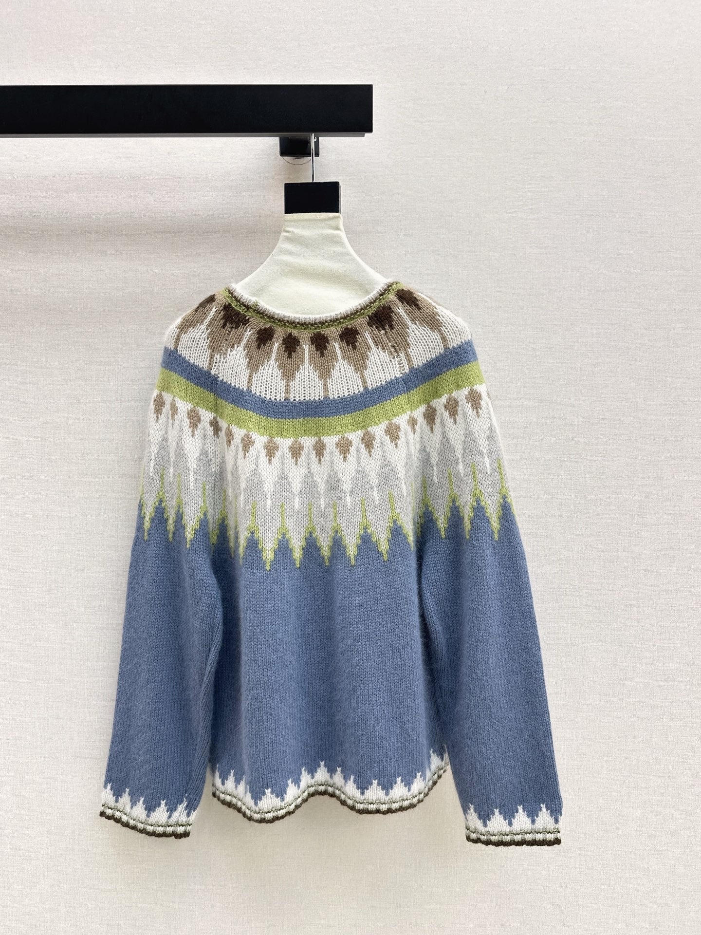 Loro 25fw wool sweater