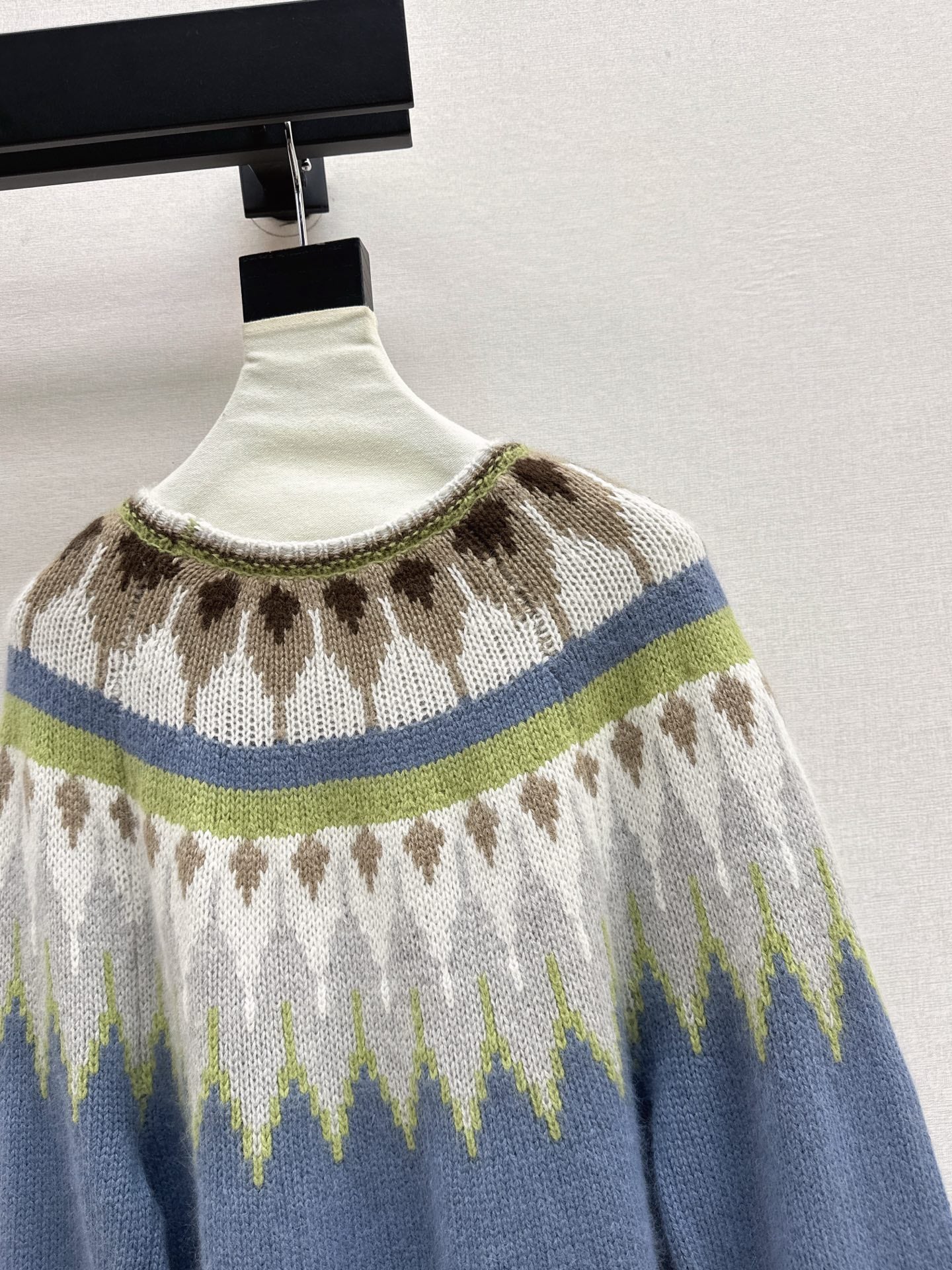 Loro 25fw wool sweater