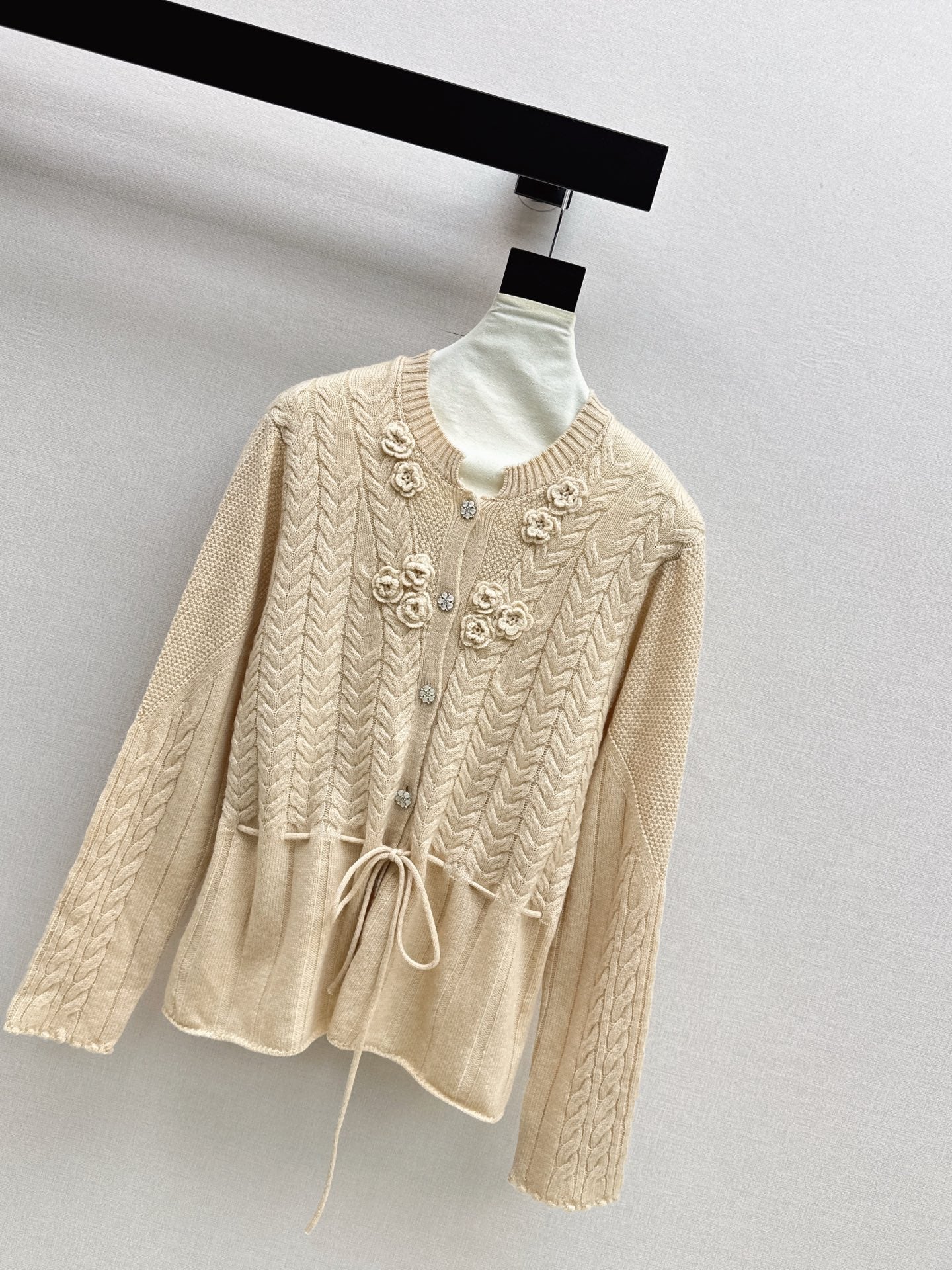 Chan 25fw sweater