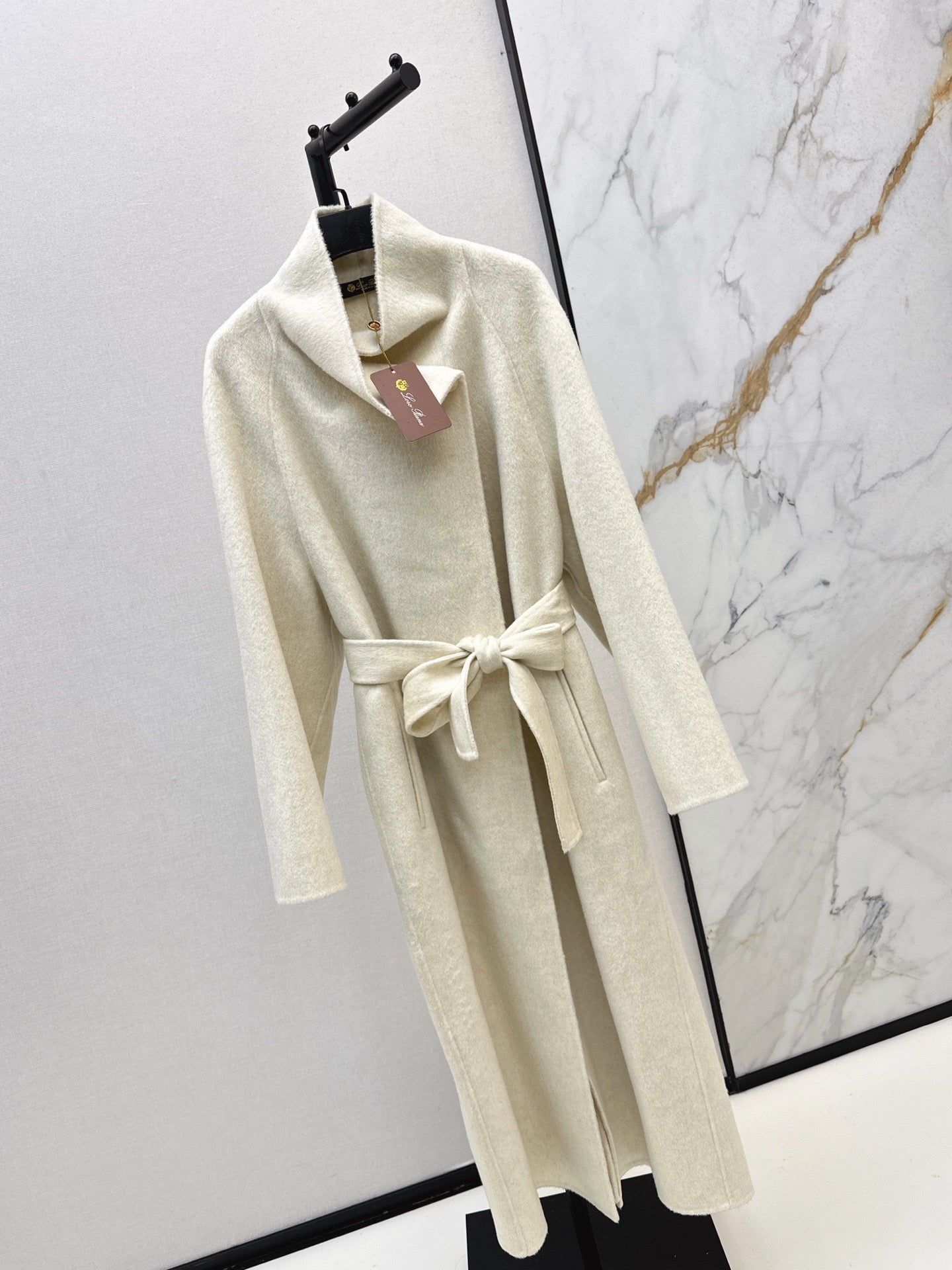 Loro 25fw woolen overcoats