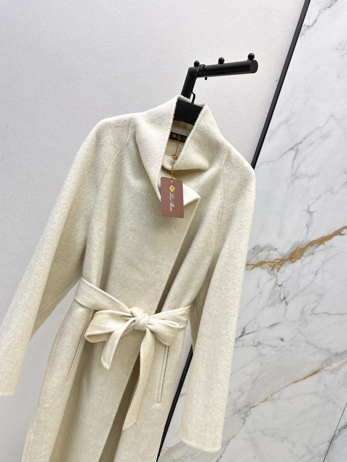 Loro 25fw woolen overcoats