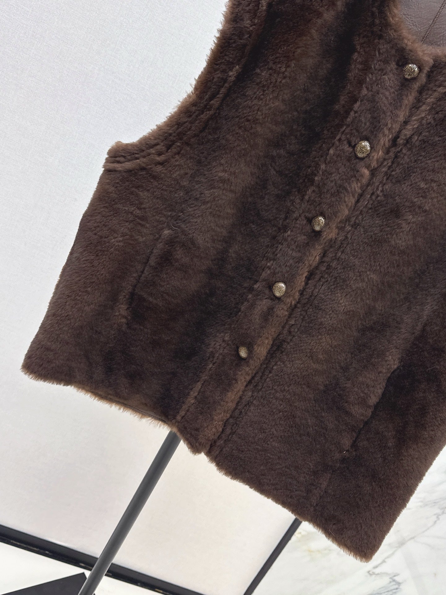 Loro 25fw fur leather vest