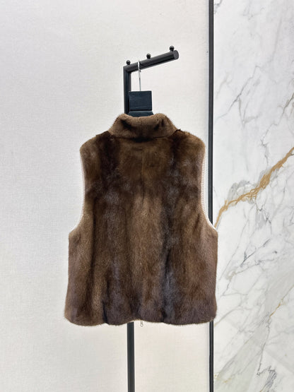 Loro 25fw reversible vest