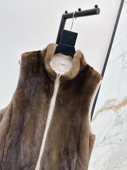 Loro 25fw reversible vest