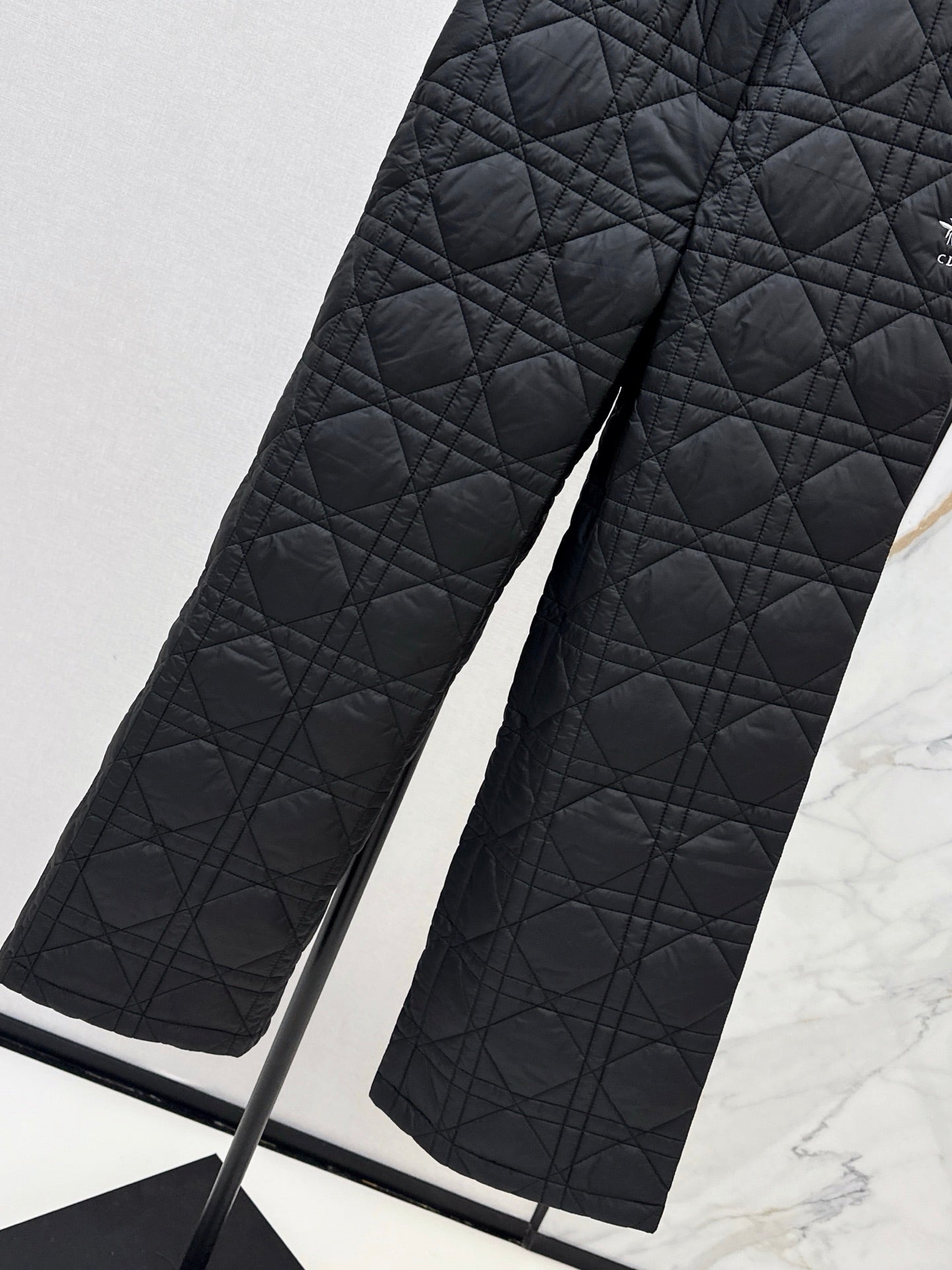 CD 25fw padded pants