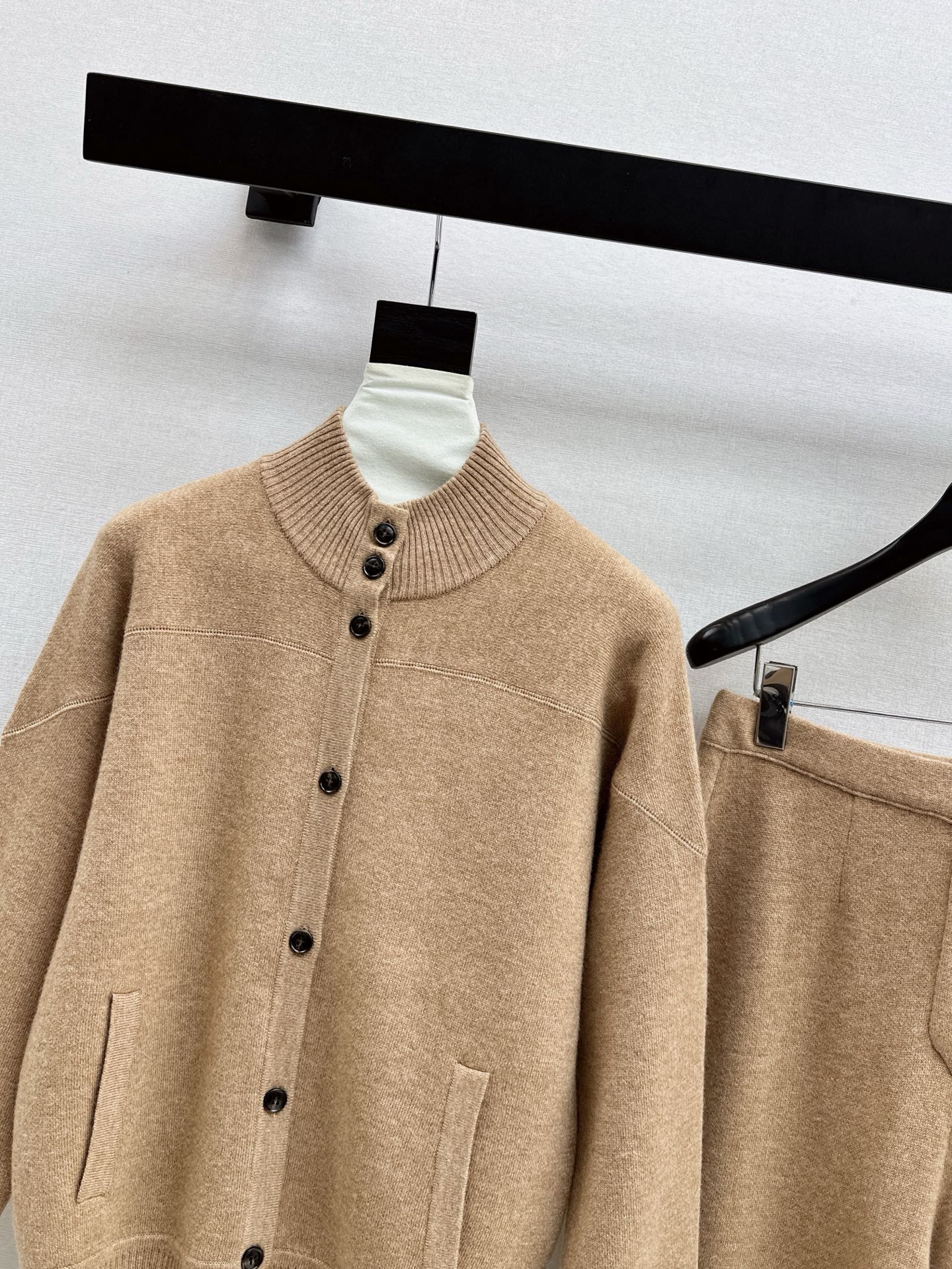 Loro 25fw cashmere jacket straight pants set