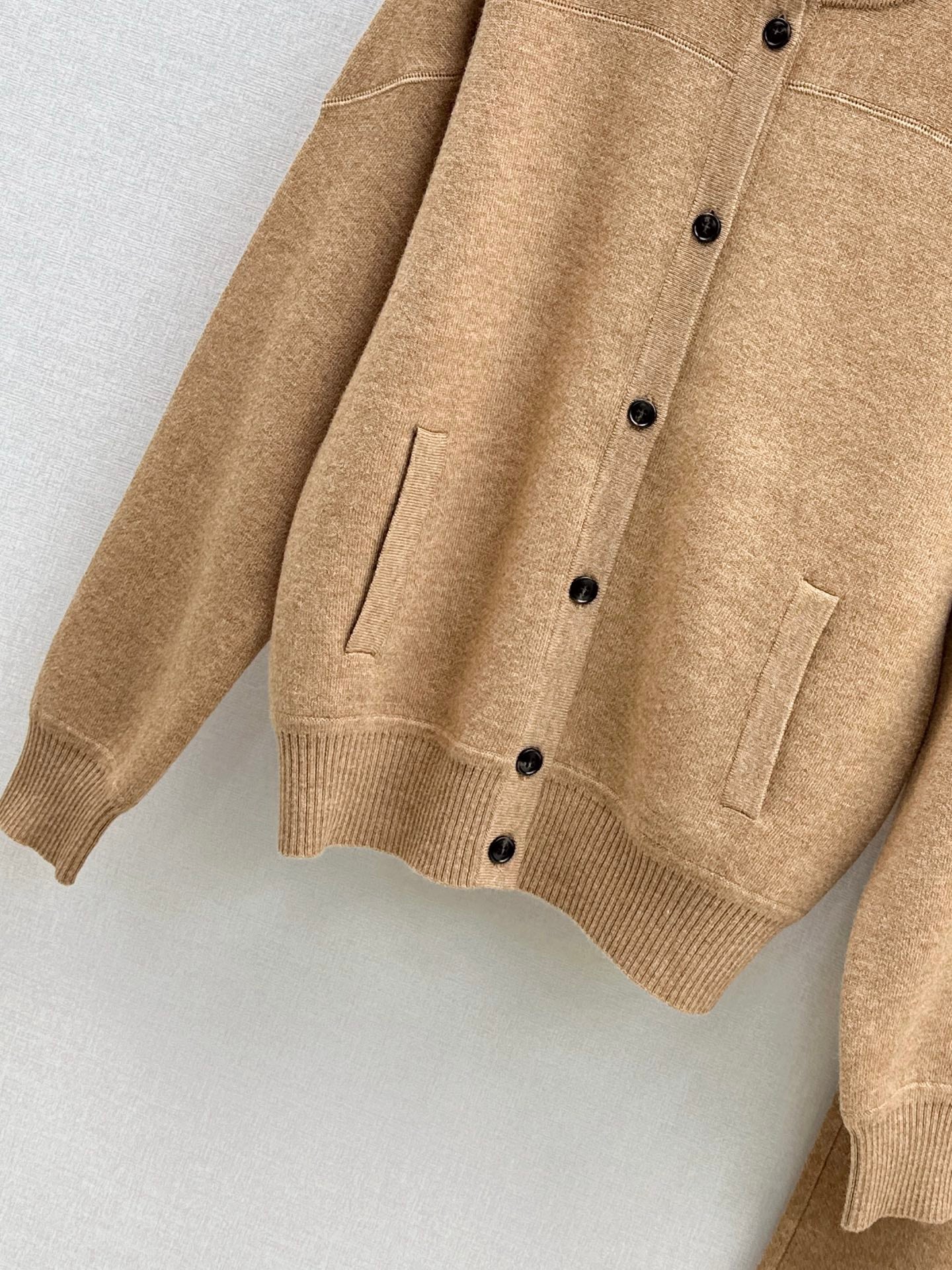 Loro 25fw cashmere jacket straight pants set