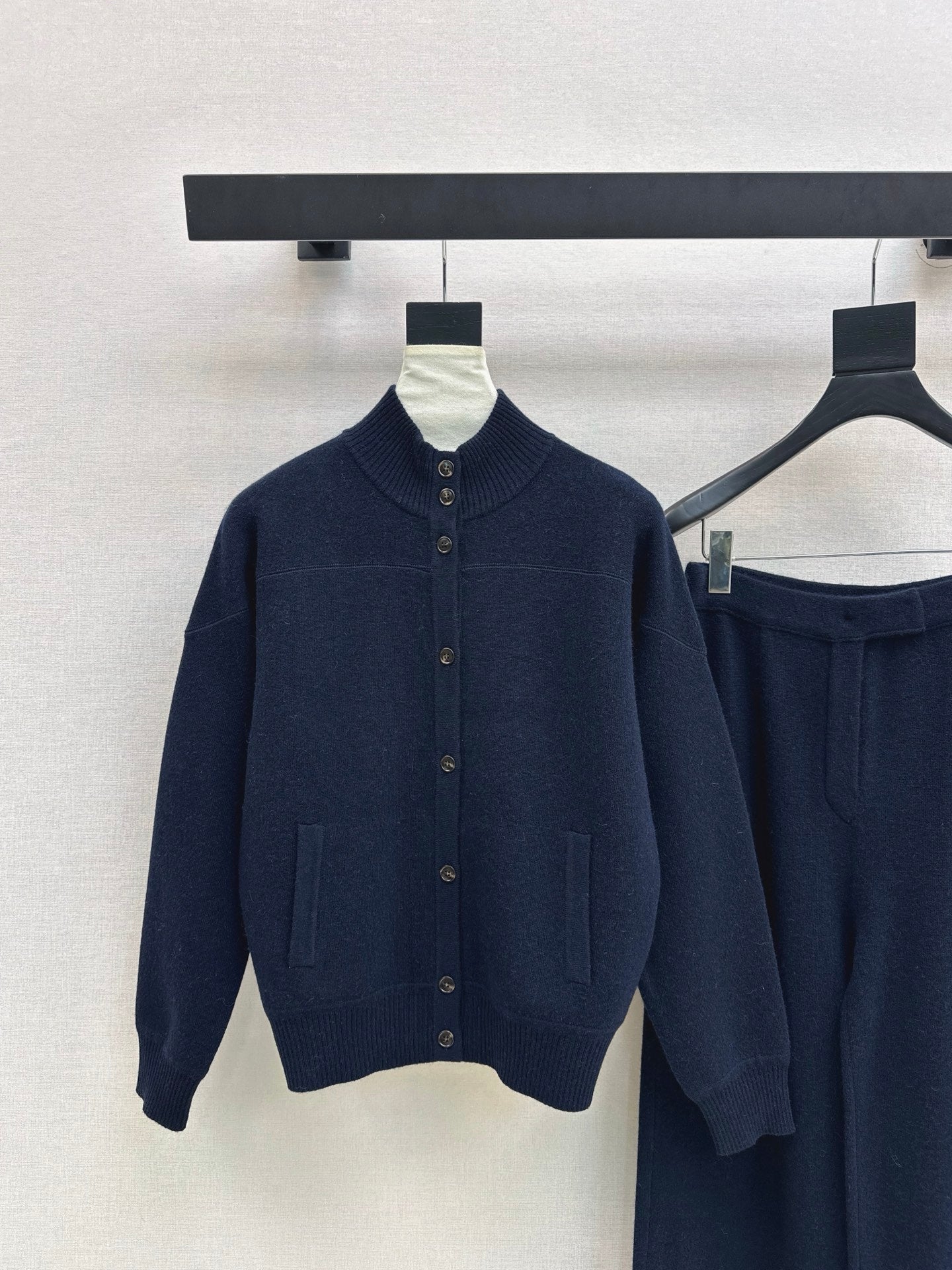 Loro 25fw cashmere jacket straight pants set