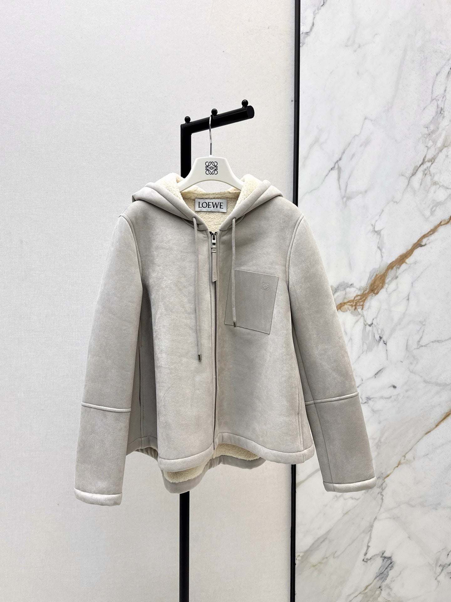 Loe 25fw hooded jacket