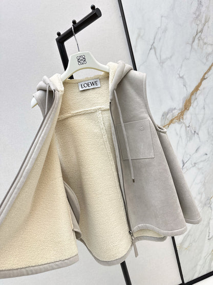 Loe 25fw hooded vest