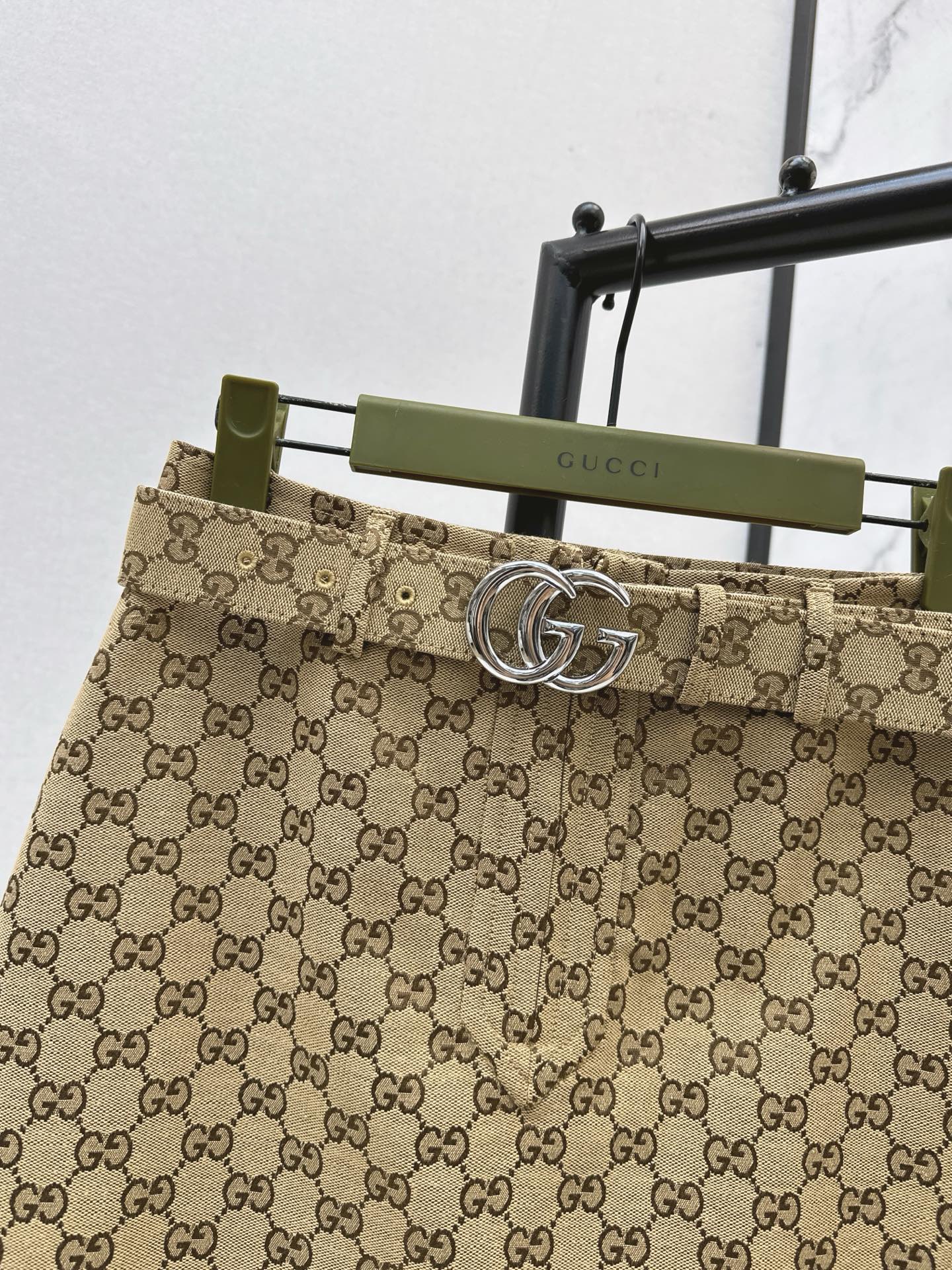 Guc 25fw a-line skirt