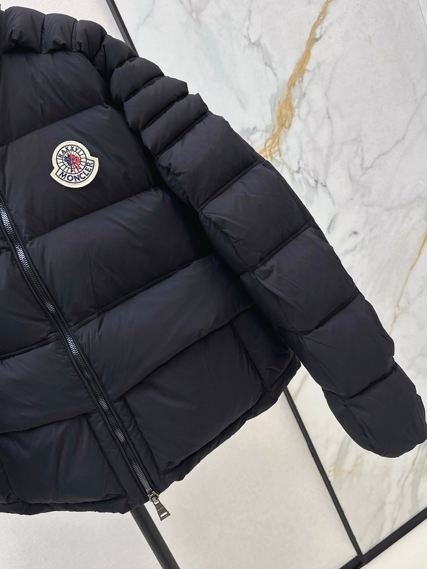 Monc 25fw down jacket