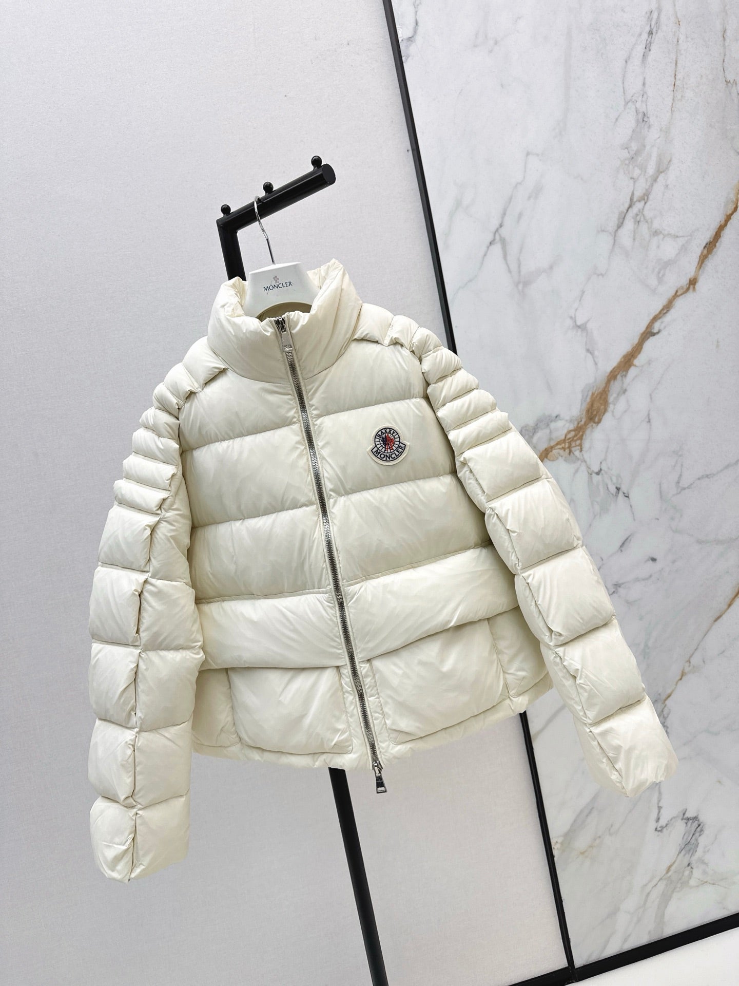 Monc 25fw down jacket