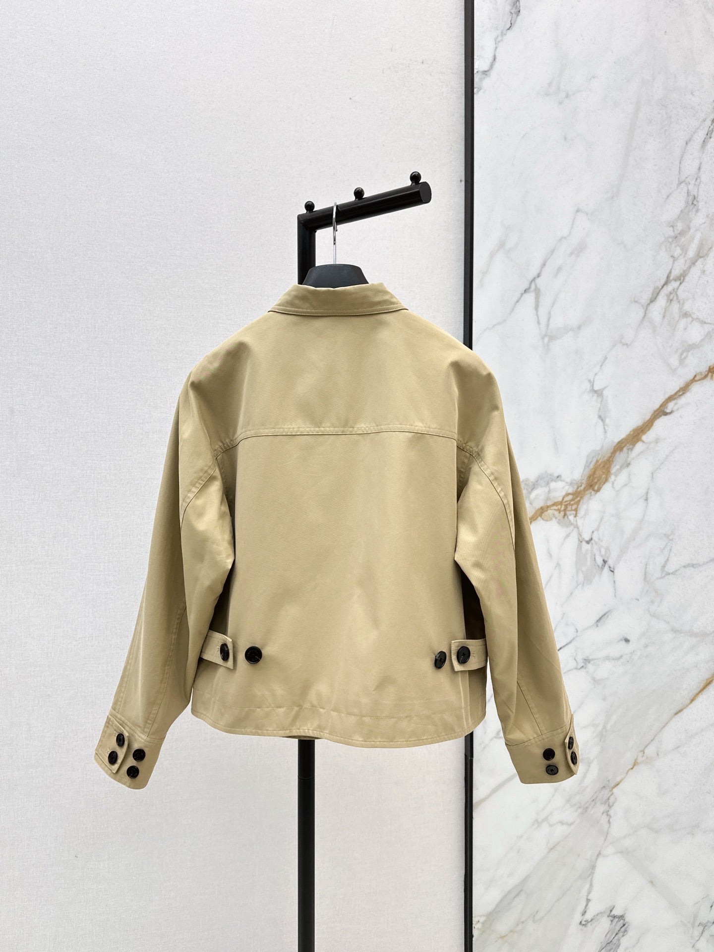 CD 25fw jacket