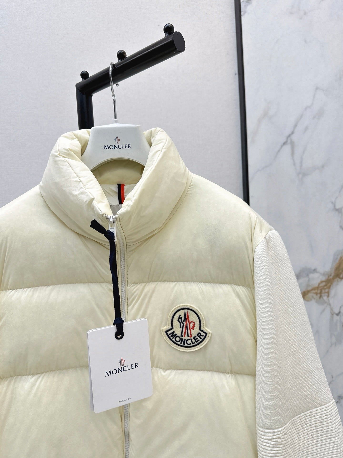 Monc 25fw down jacket