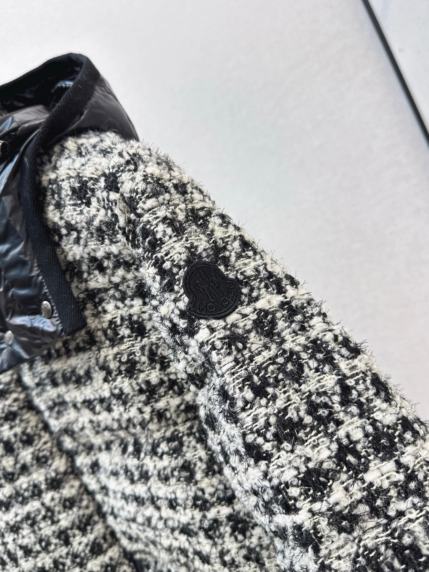 Monc 25fw down jacket