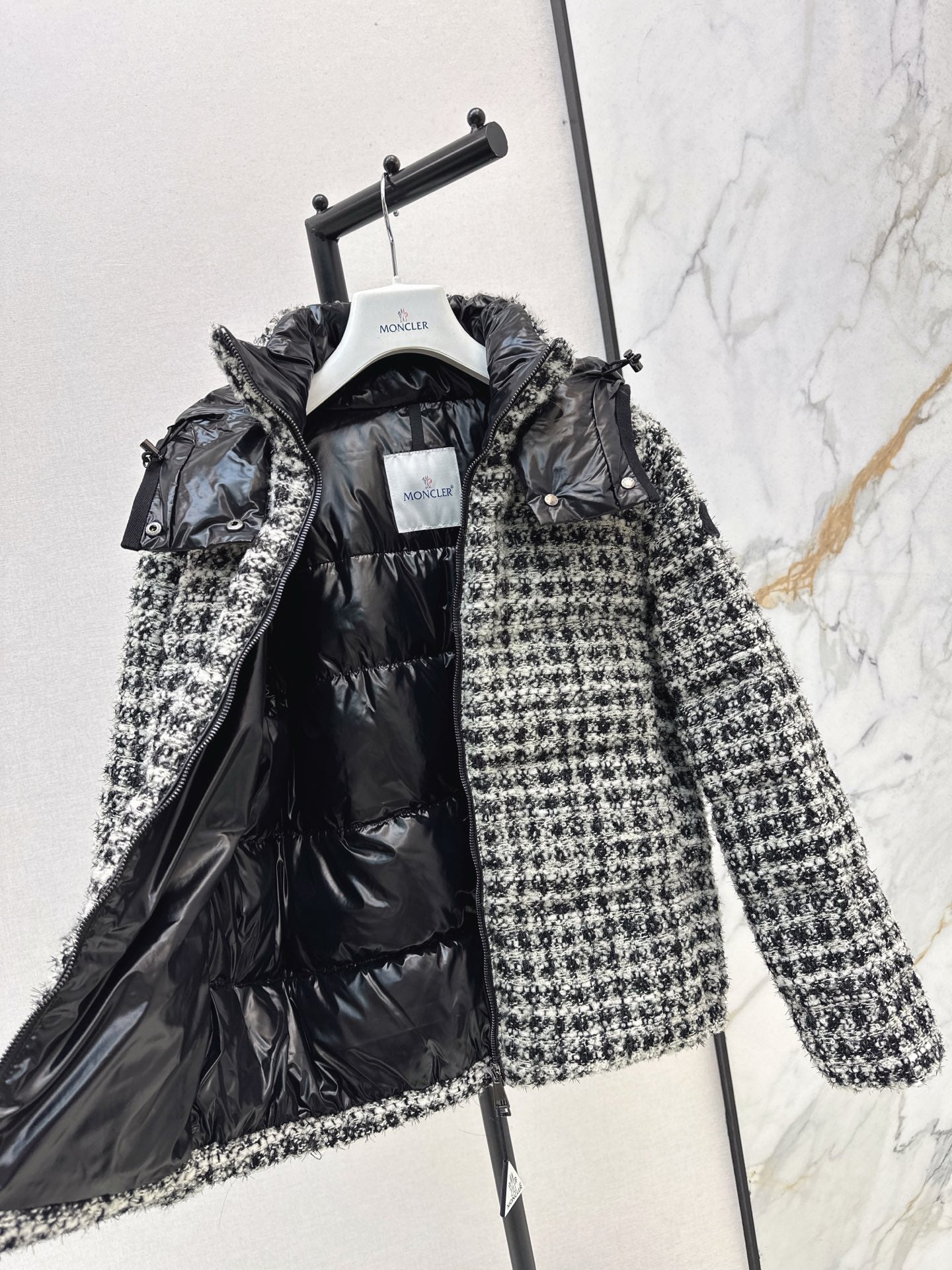 Monc 25fw down jacket