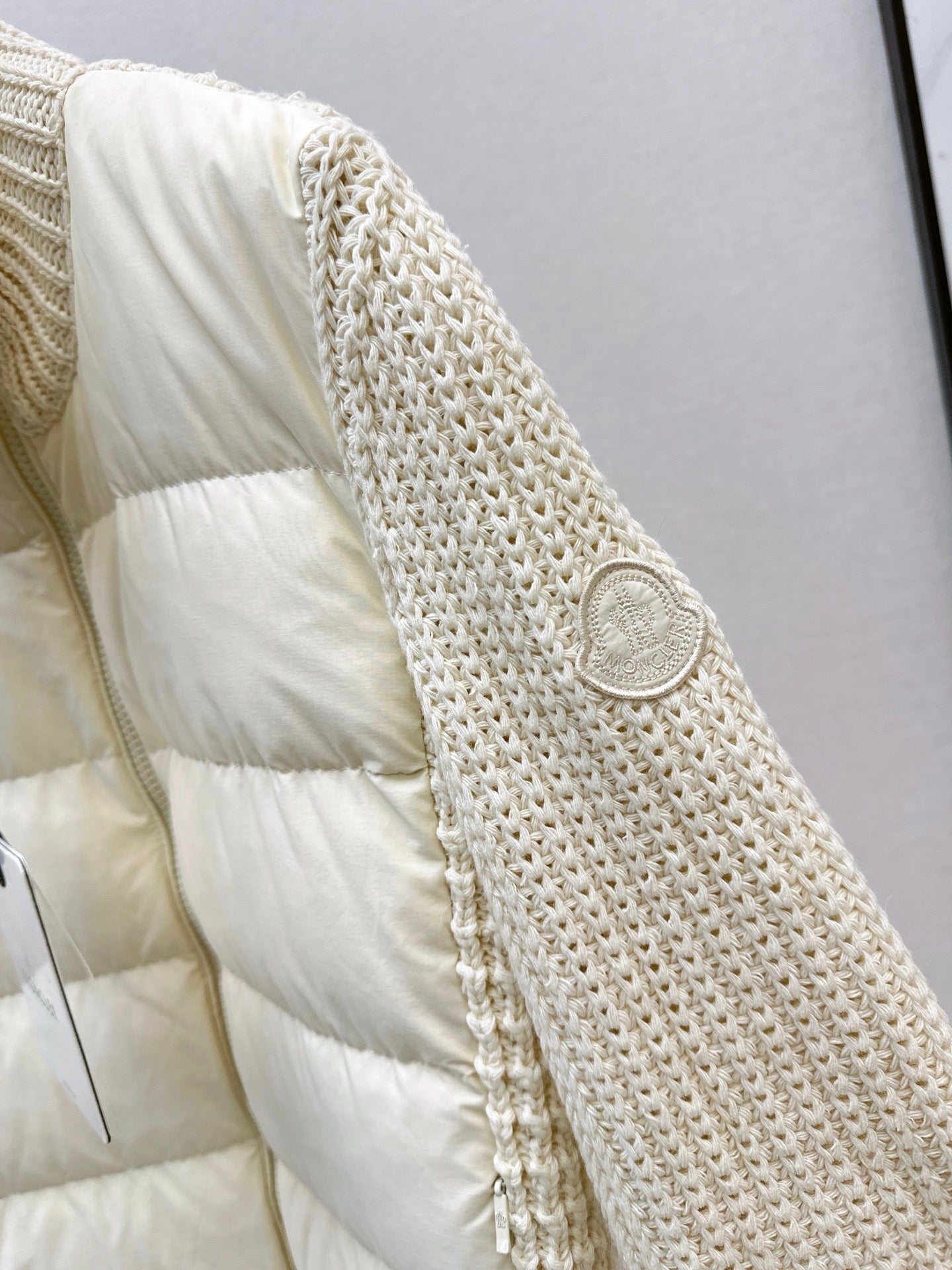 Monc 25fw down jacket