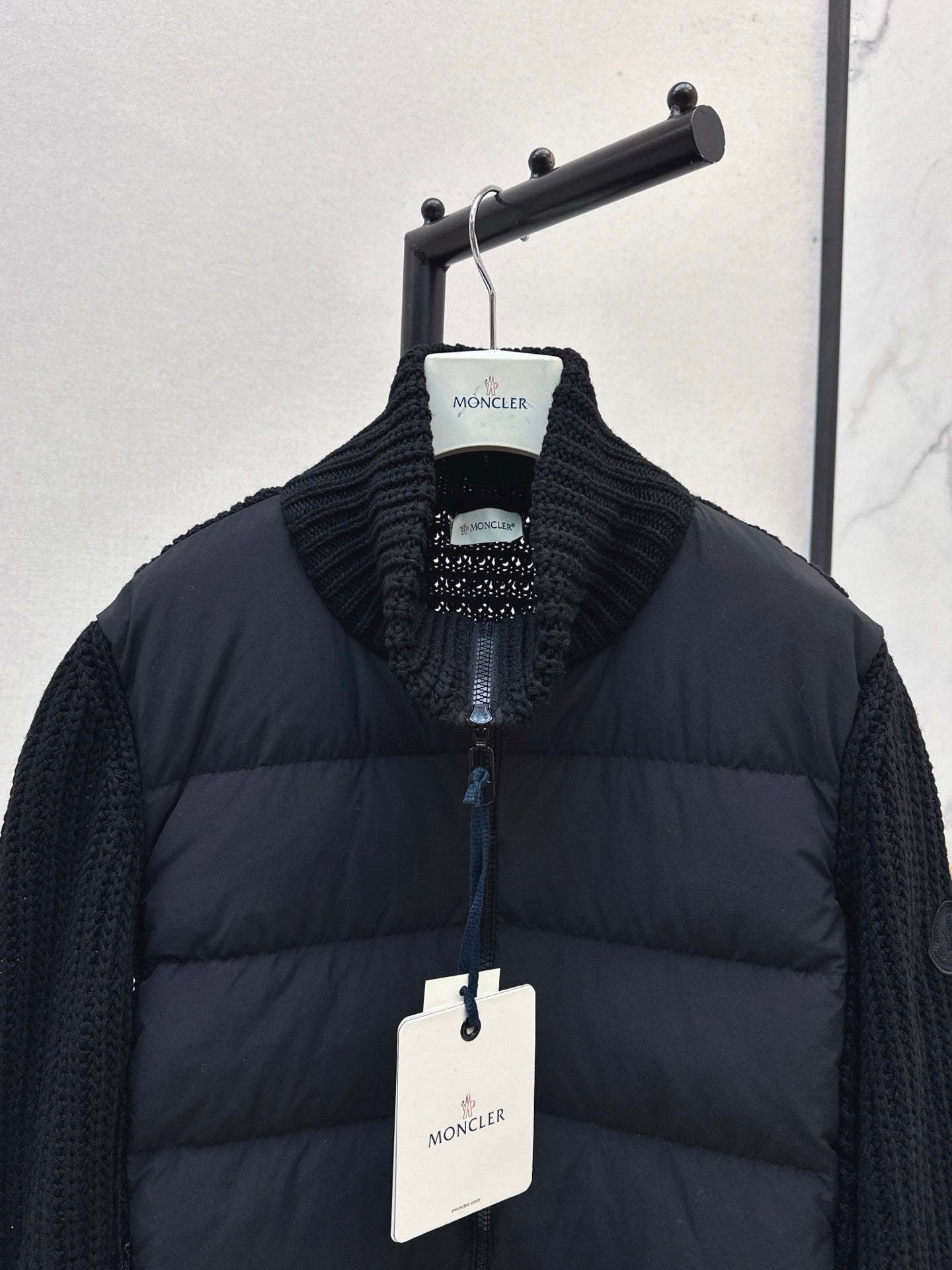Monc 25fw down jacket