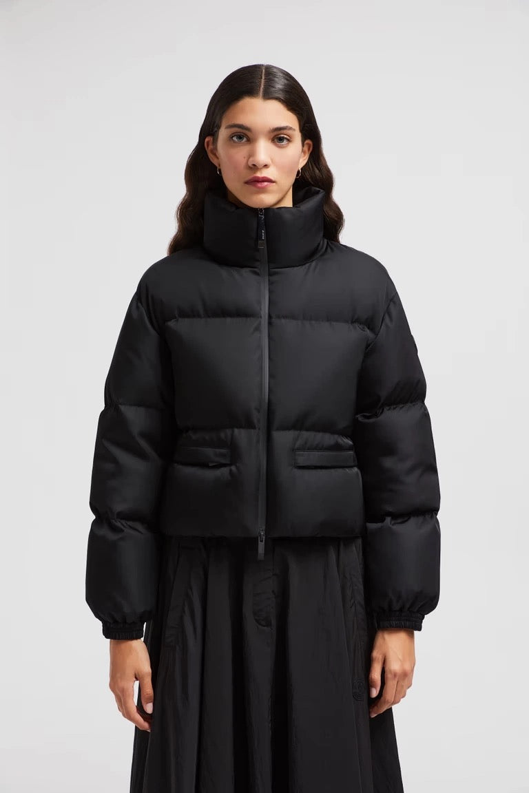 Monc 25fw down jacket