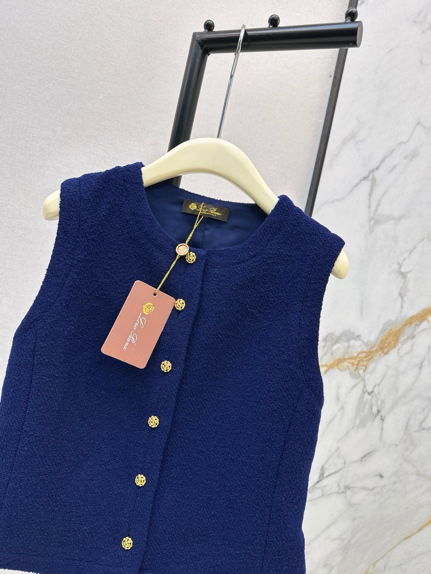 Loro 25fw woolen vest