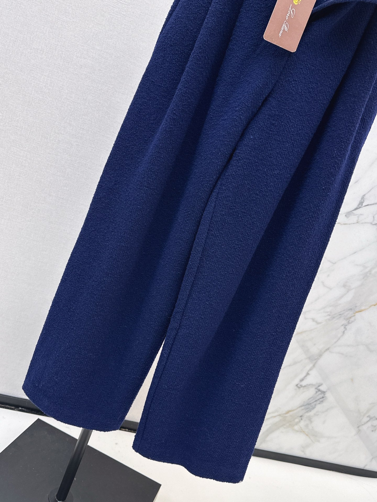 Loro 25fw straight pants