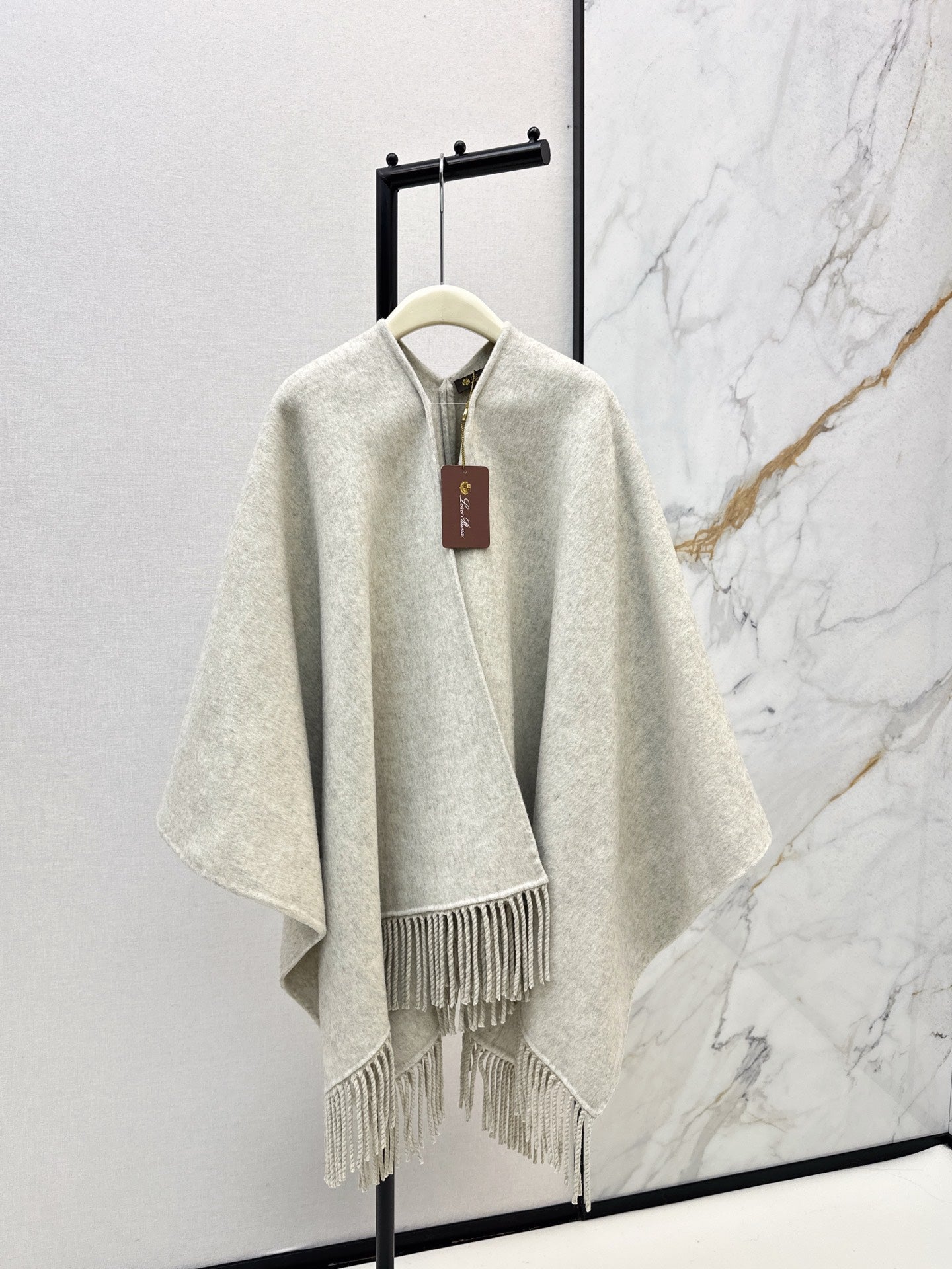 Brun 25fw wool cape