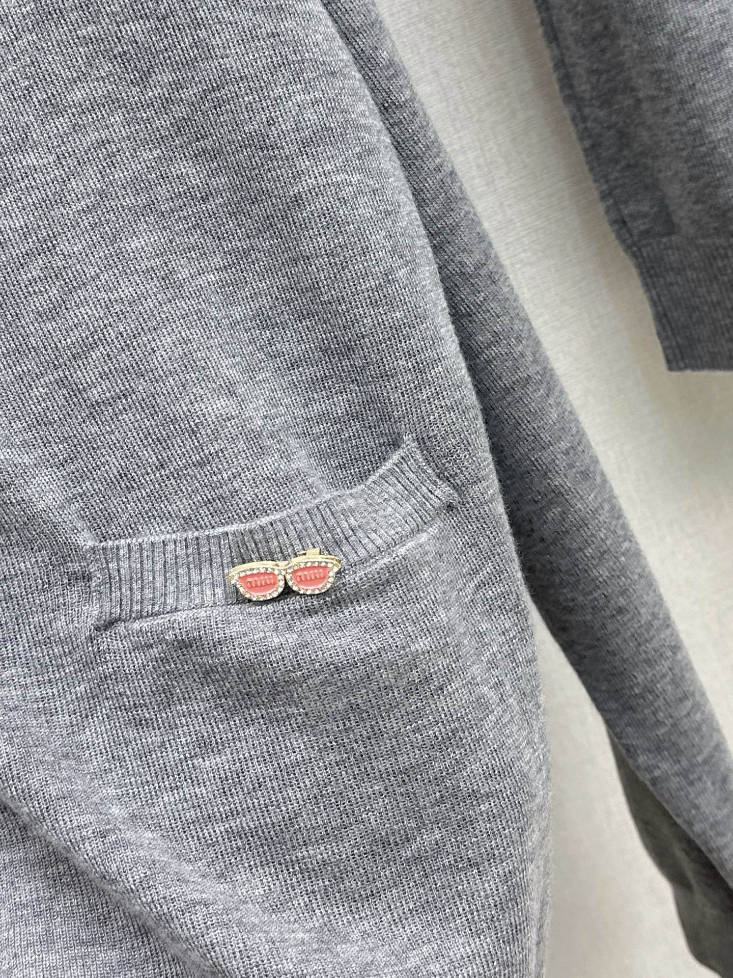 Miu 25fw knit cardigan vest set