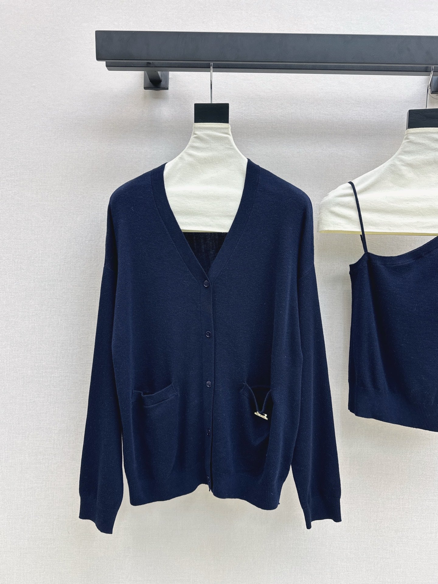 Miu 25fw knit cardigan vest set