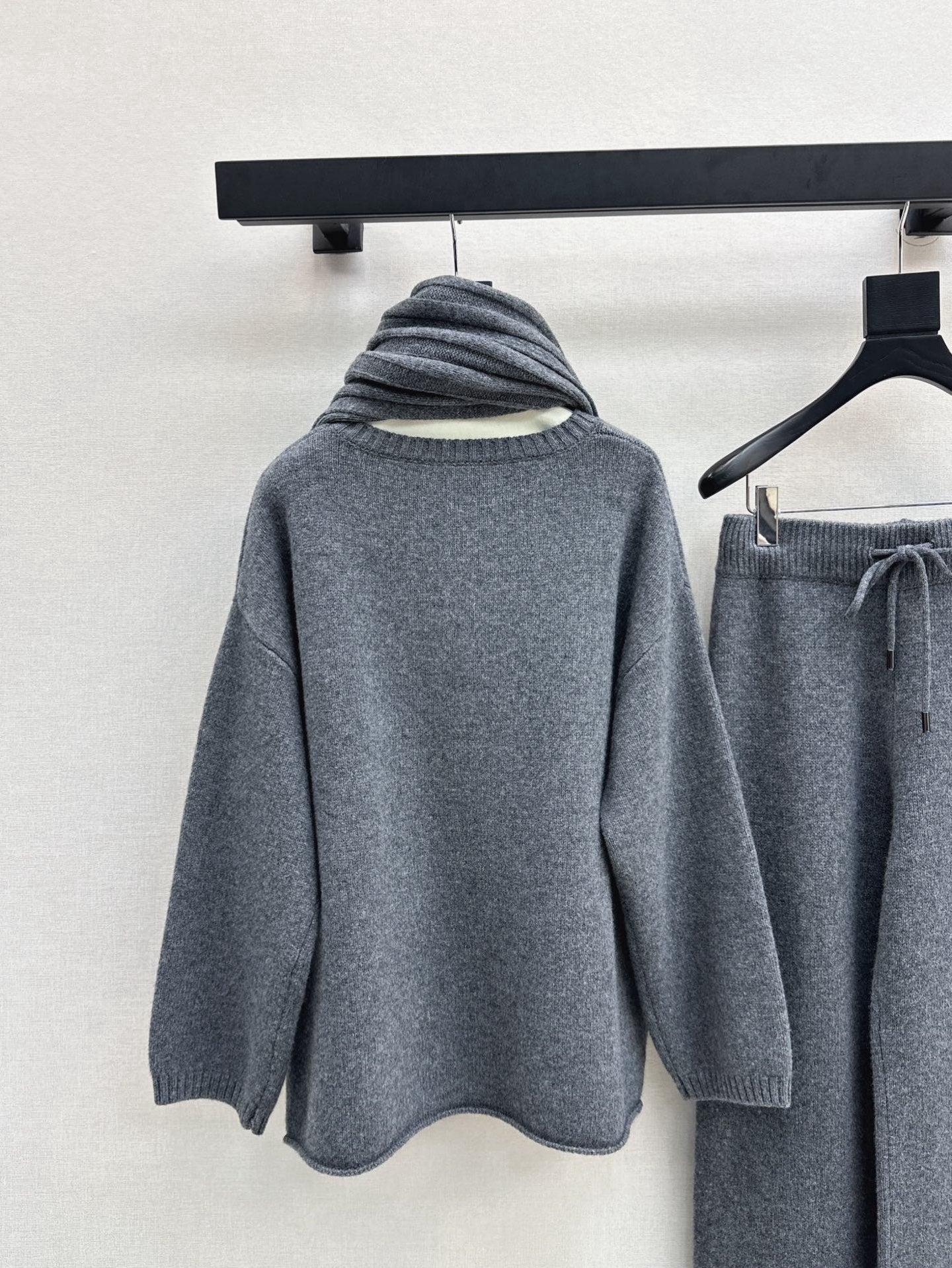 Max 25fw knitwear wide pants scarf set