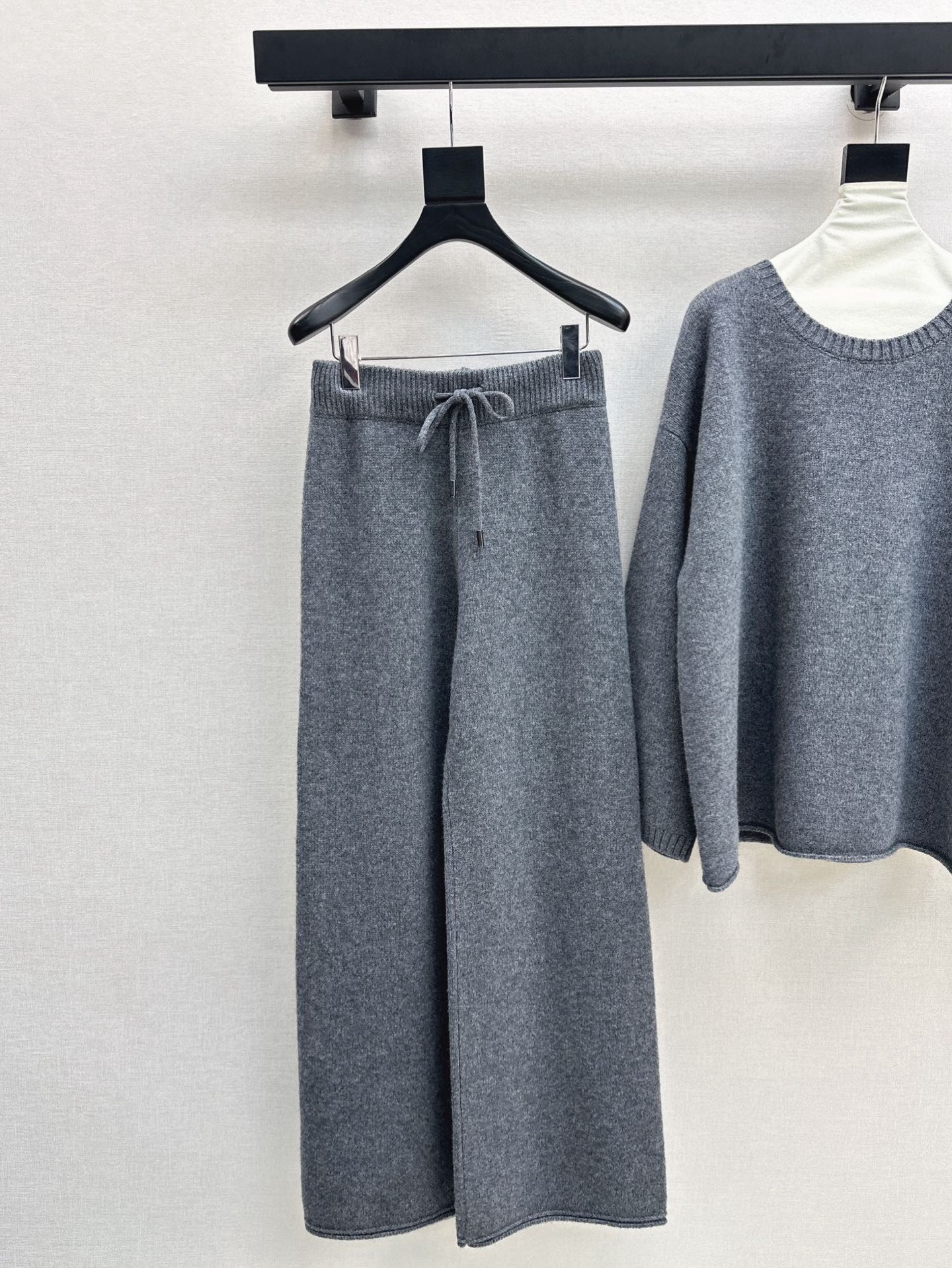 Max 25fw knitwear wide pants scarf set